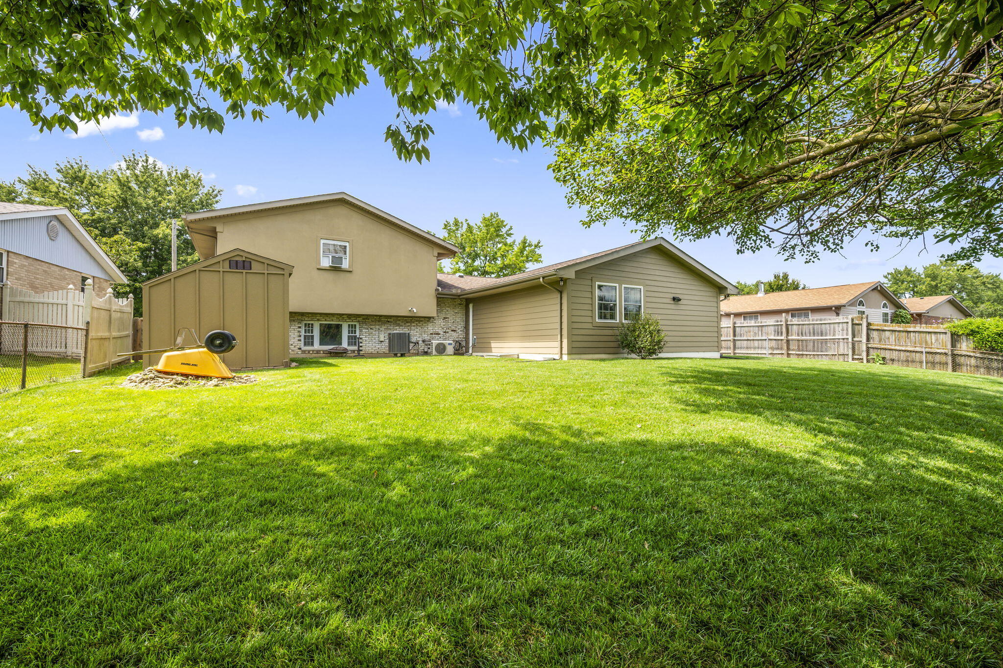 562 Hathaway, Tipp City, Ohio 45371