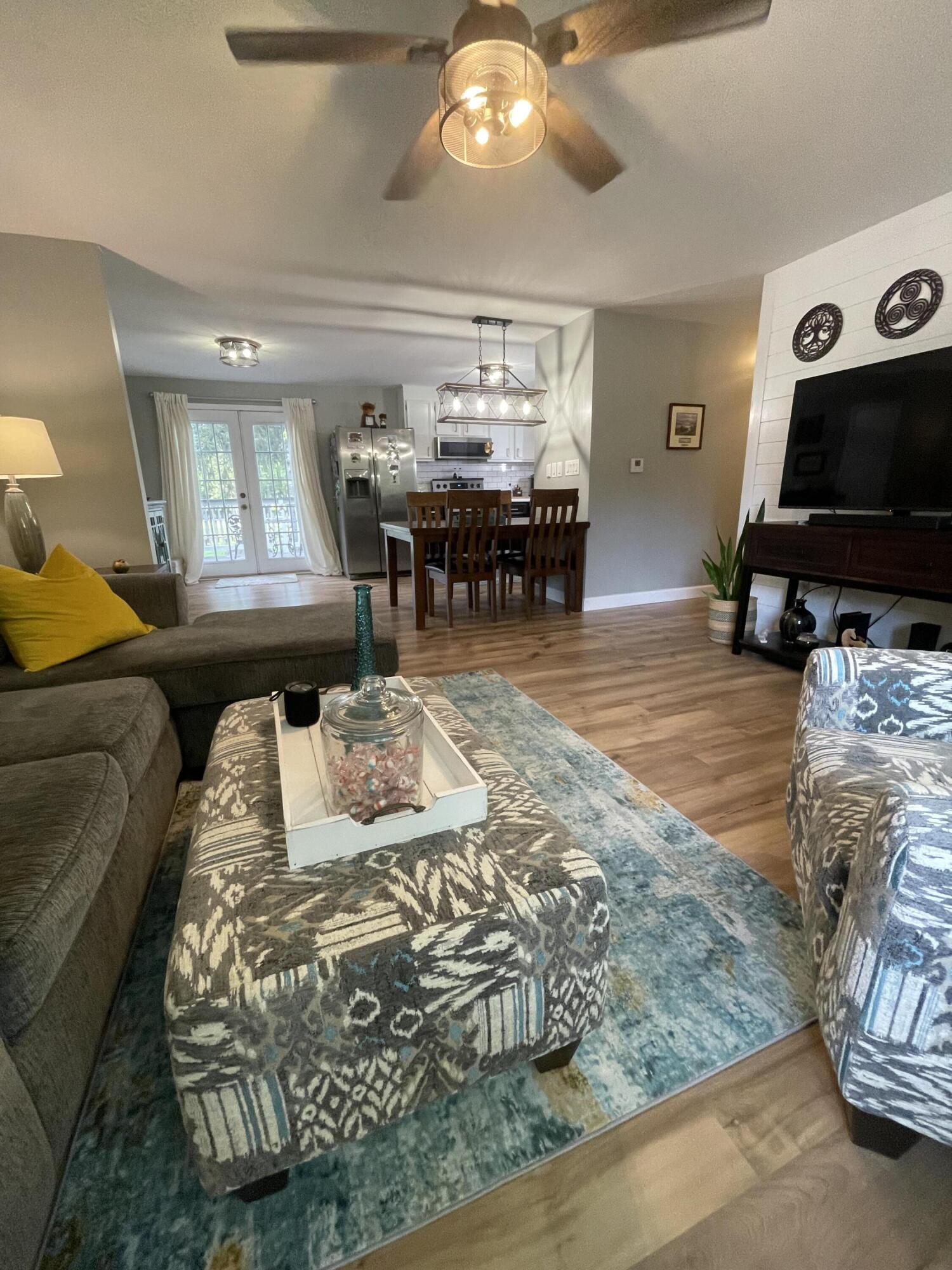 902 Martindale, Englewood, Ohio 45322