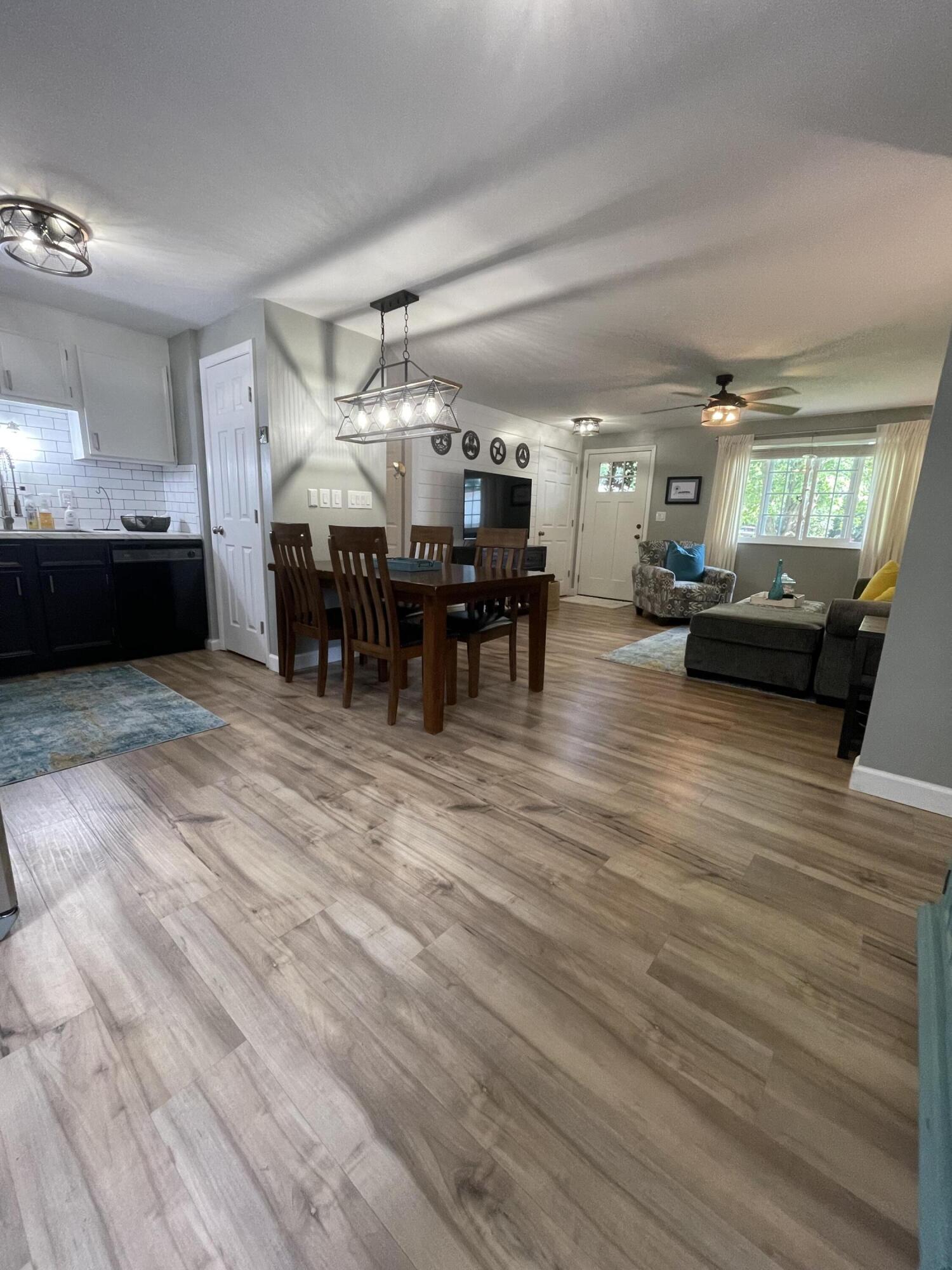 902 Martindale, Englewood, Ohio 45322