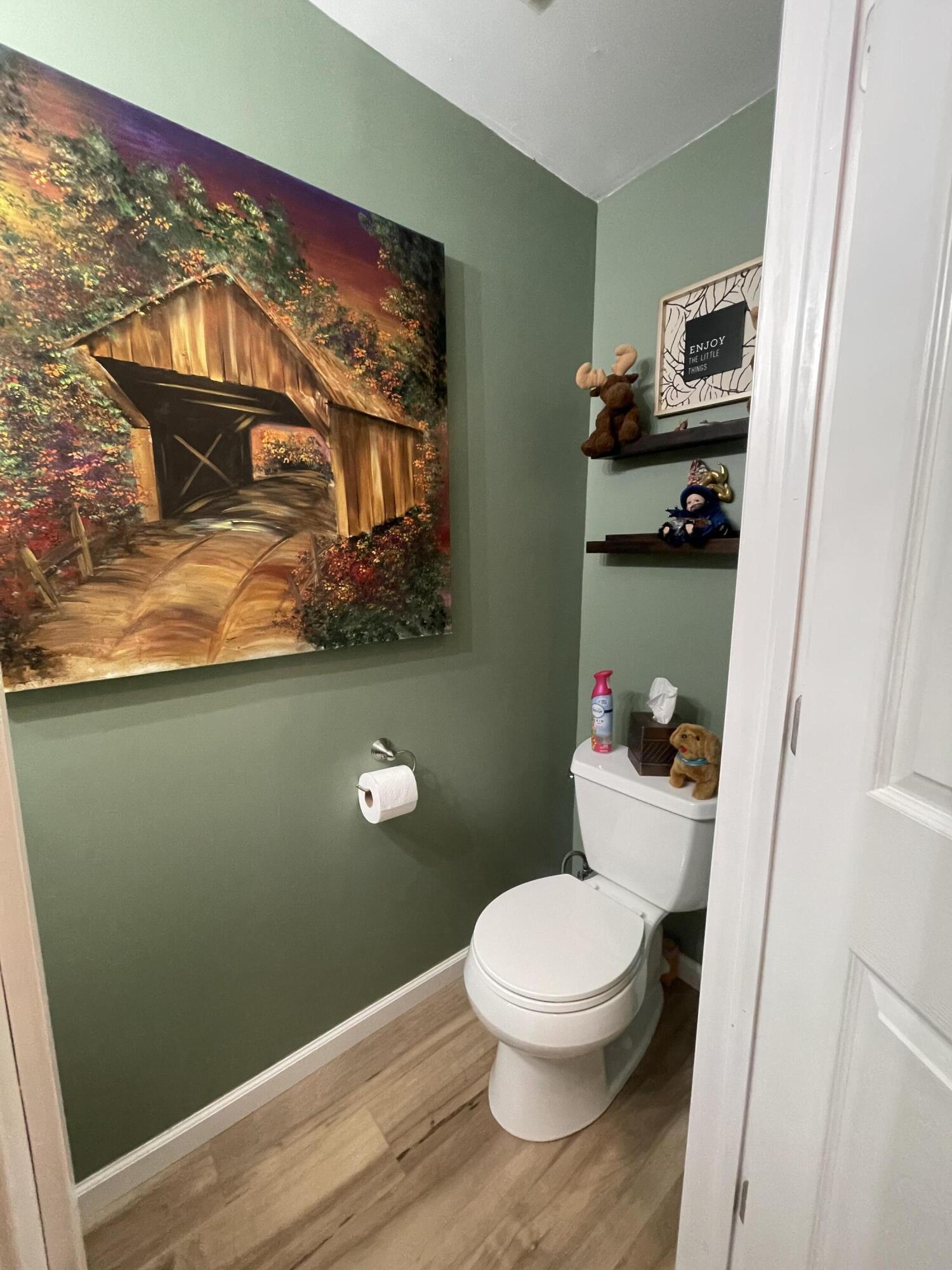 902 Martindale, Englewood, Ohio 45322