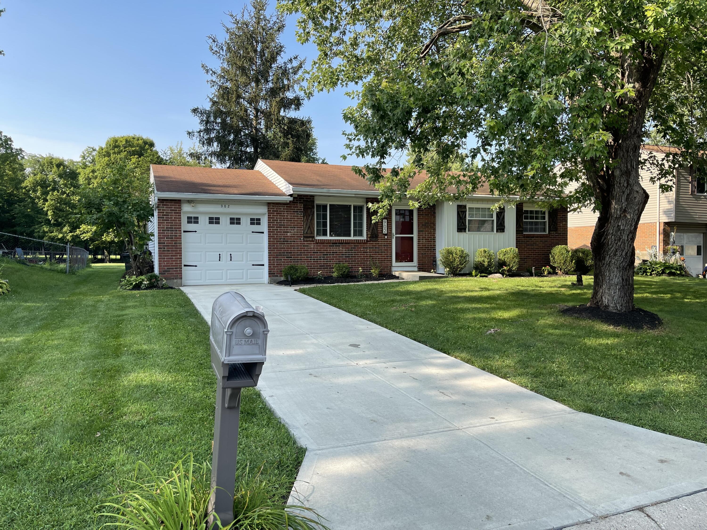 902 Martindale, Englewood, Ohio 45322