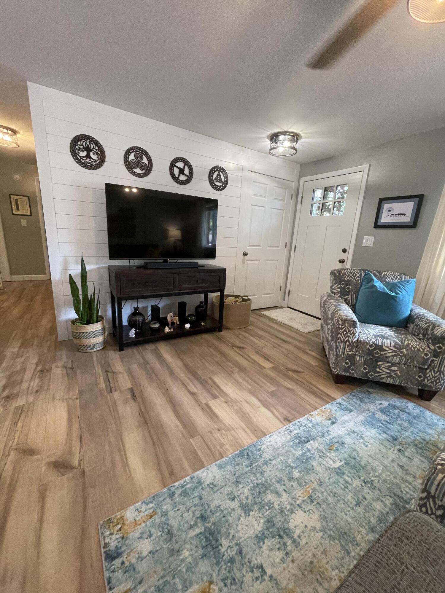 902 Martindale, Englewood, Ohio 45322