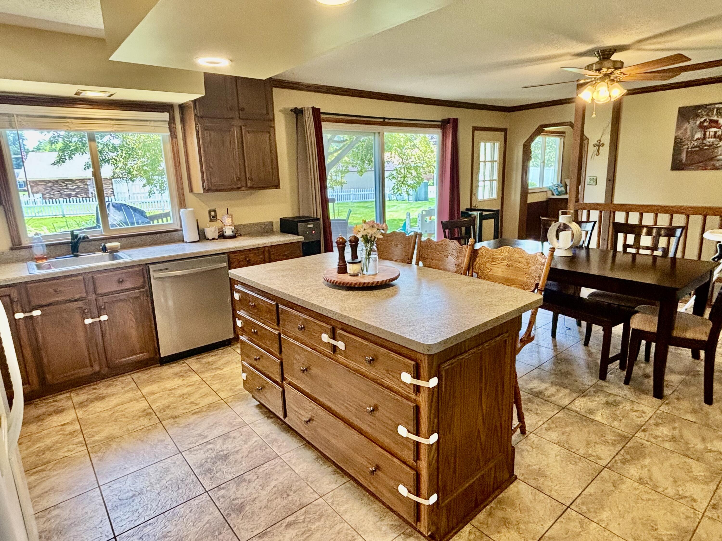 917 Aster, Wapakoneta, Ohio 45895