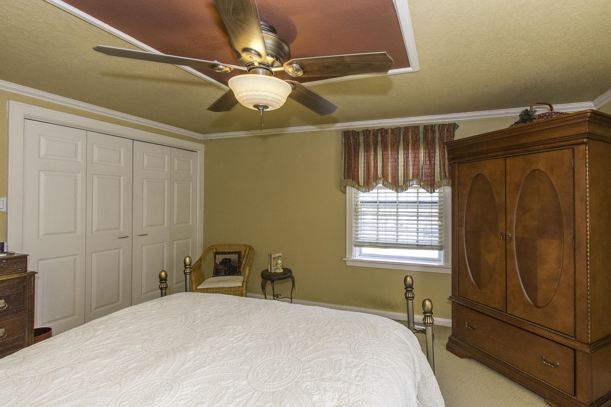 811 Benton, Wapakoneta, Ohio 45895