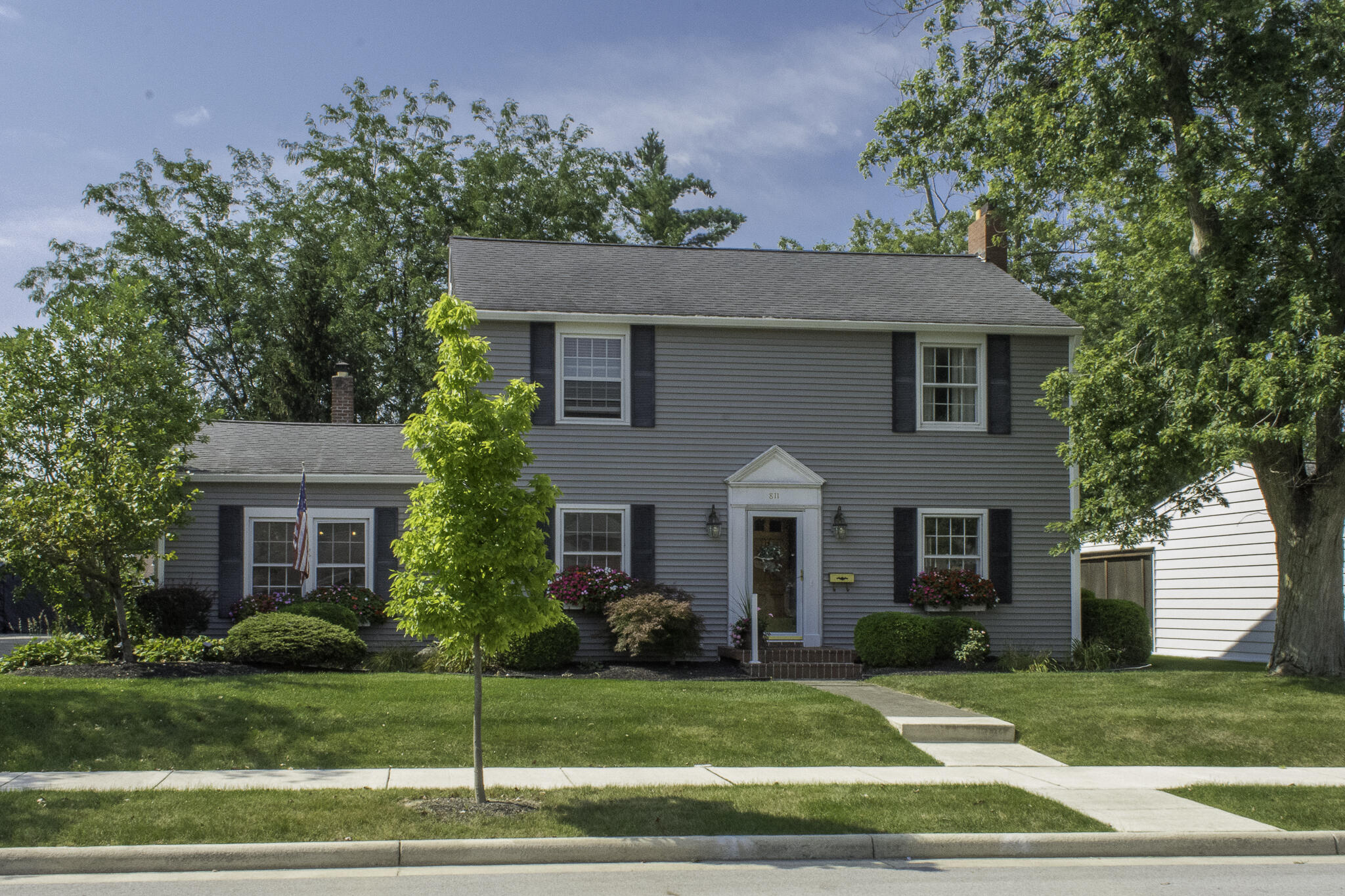 811 Benton, Wapakoneta, Ohio 45895