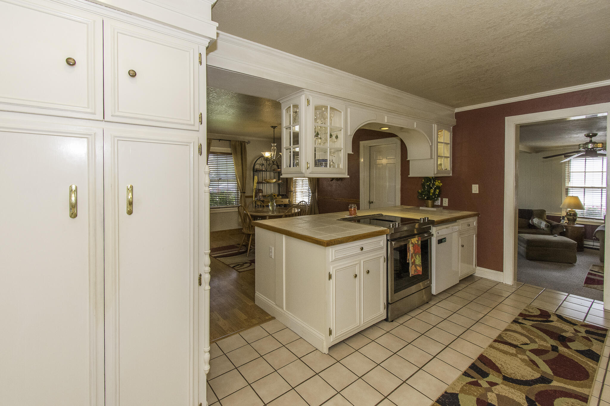 811 Benton, Wapakoneta, Ohio 45895