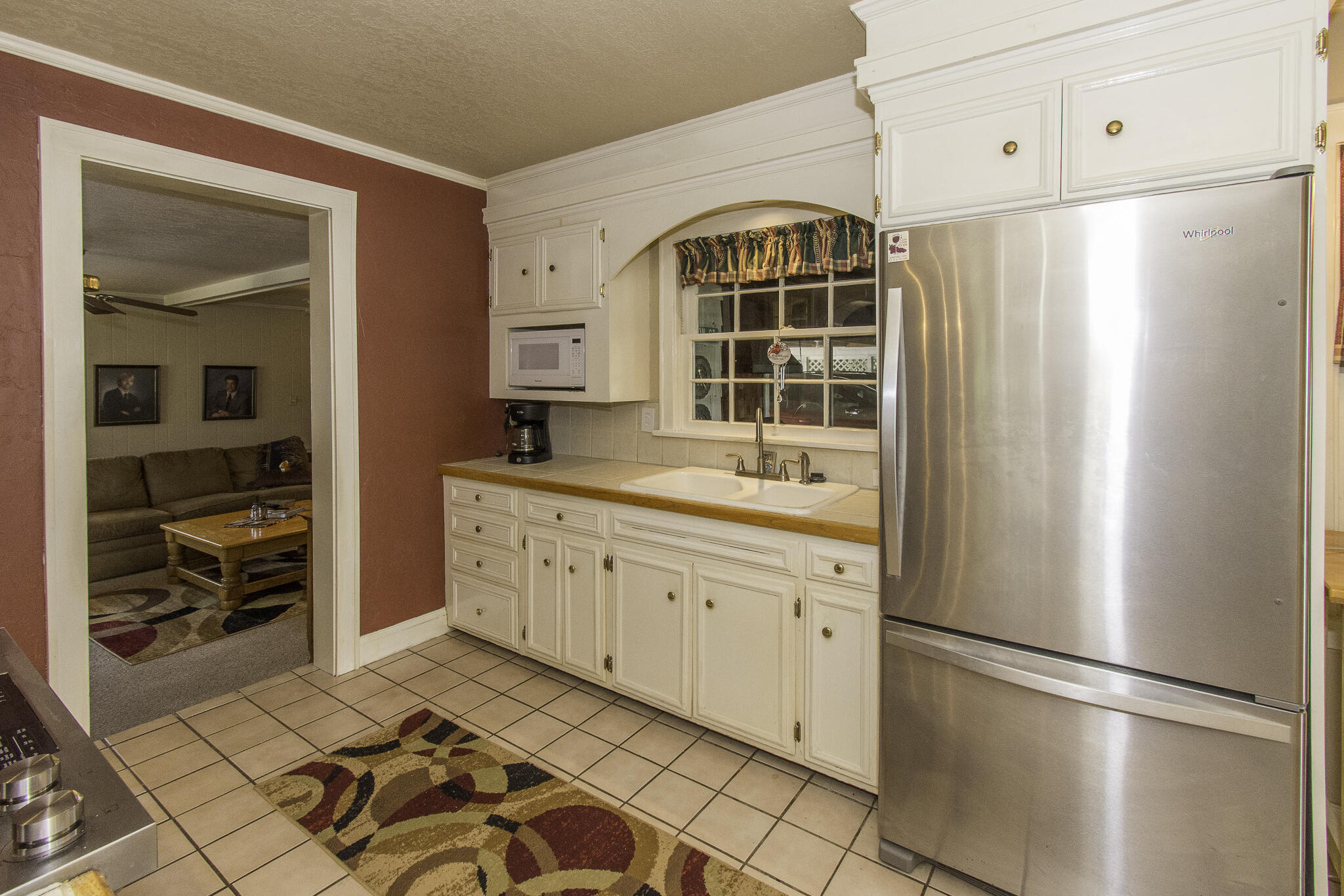 811 Benton, Wapakoneta, Ohio 45895