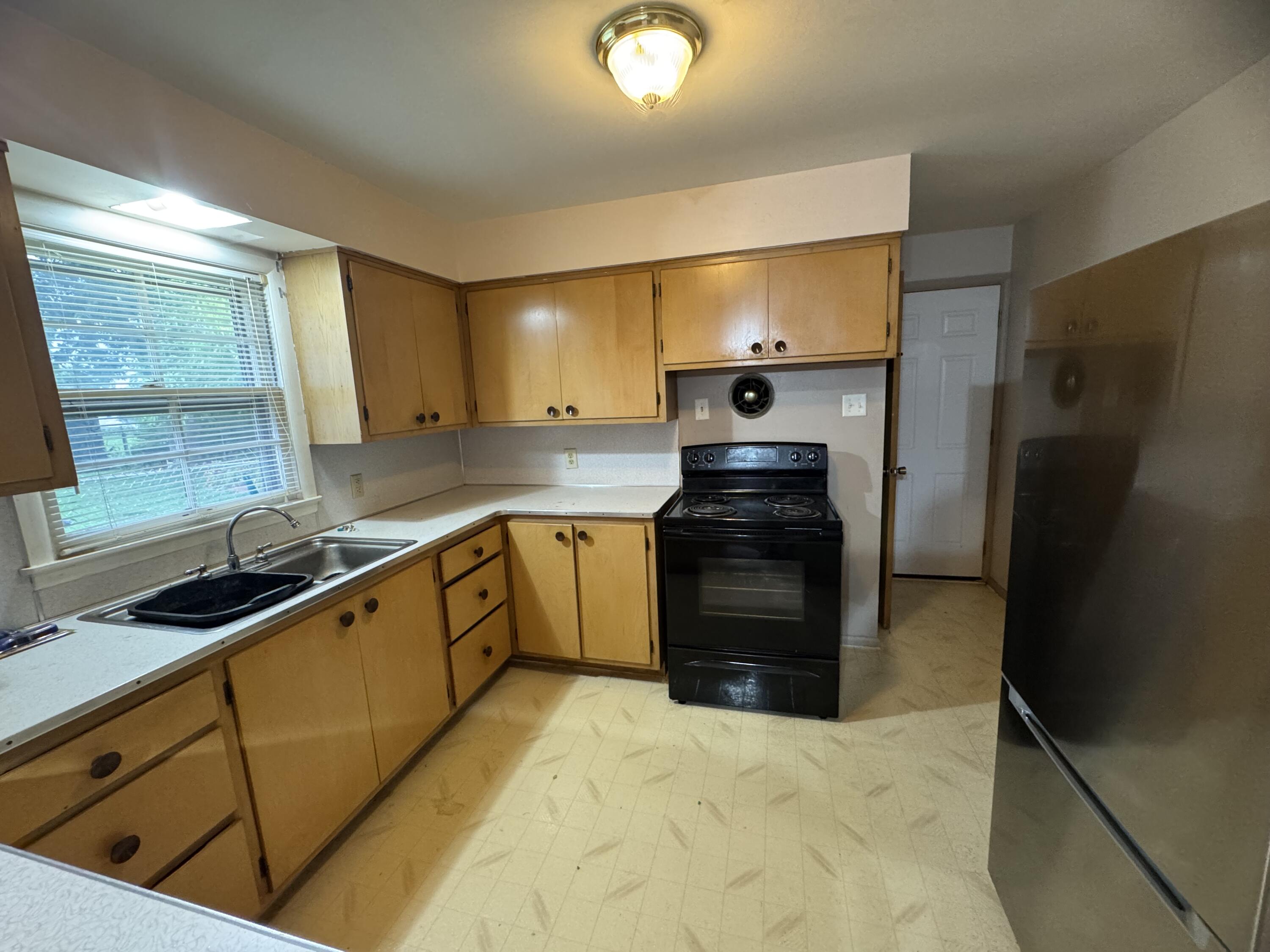 1033 Willow, Celina, Ohio 45822