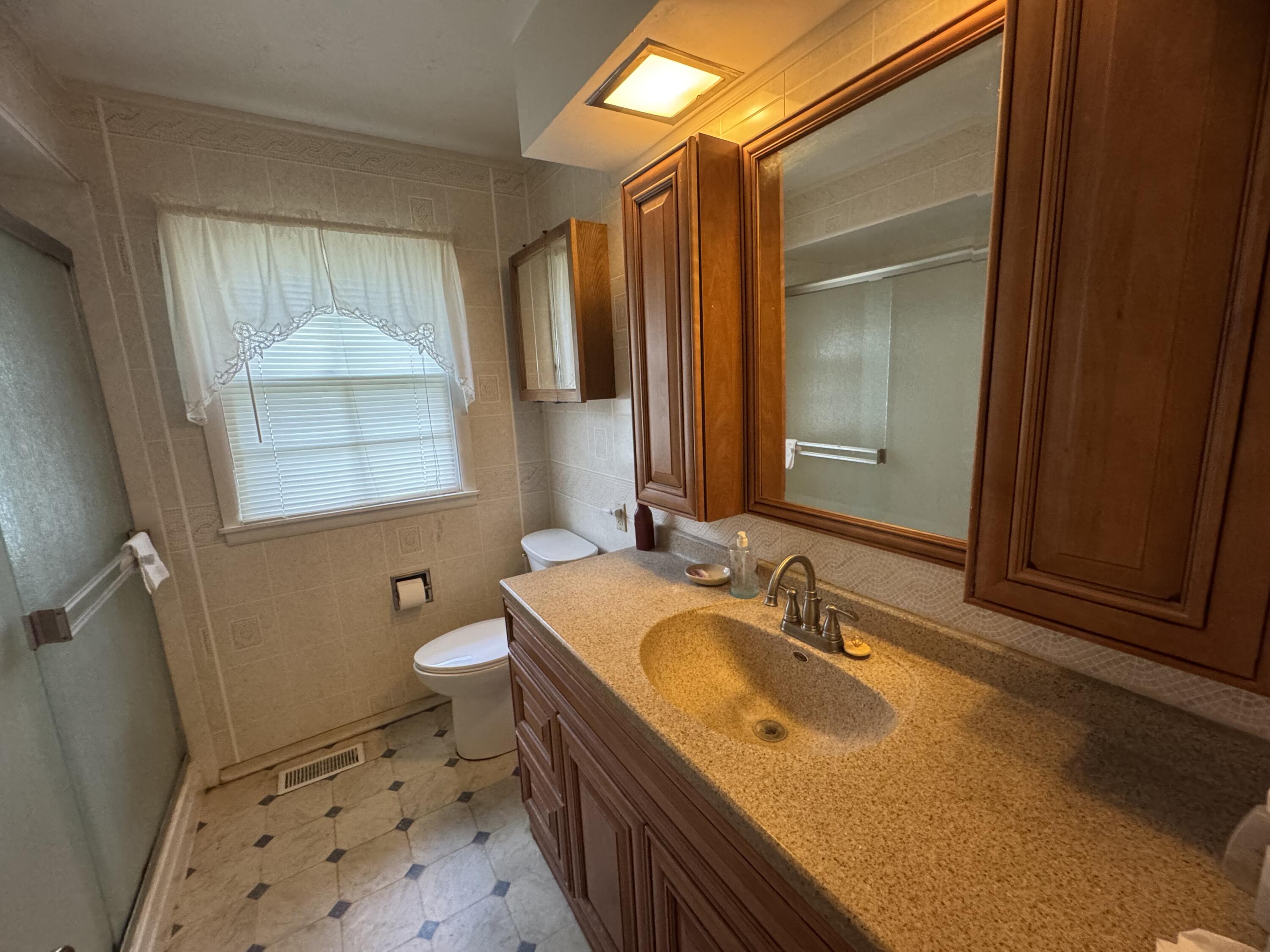 1033 Willow, Celina, Ohio 45822