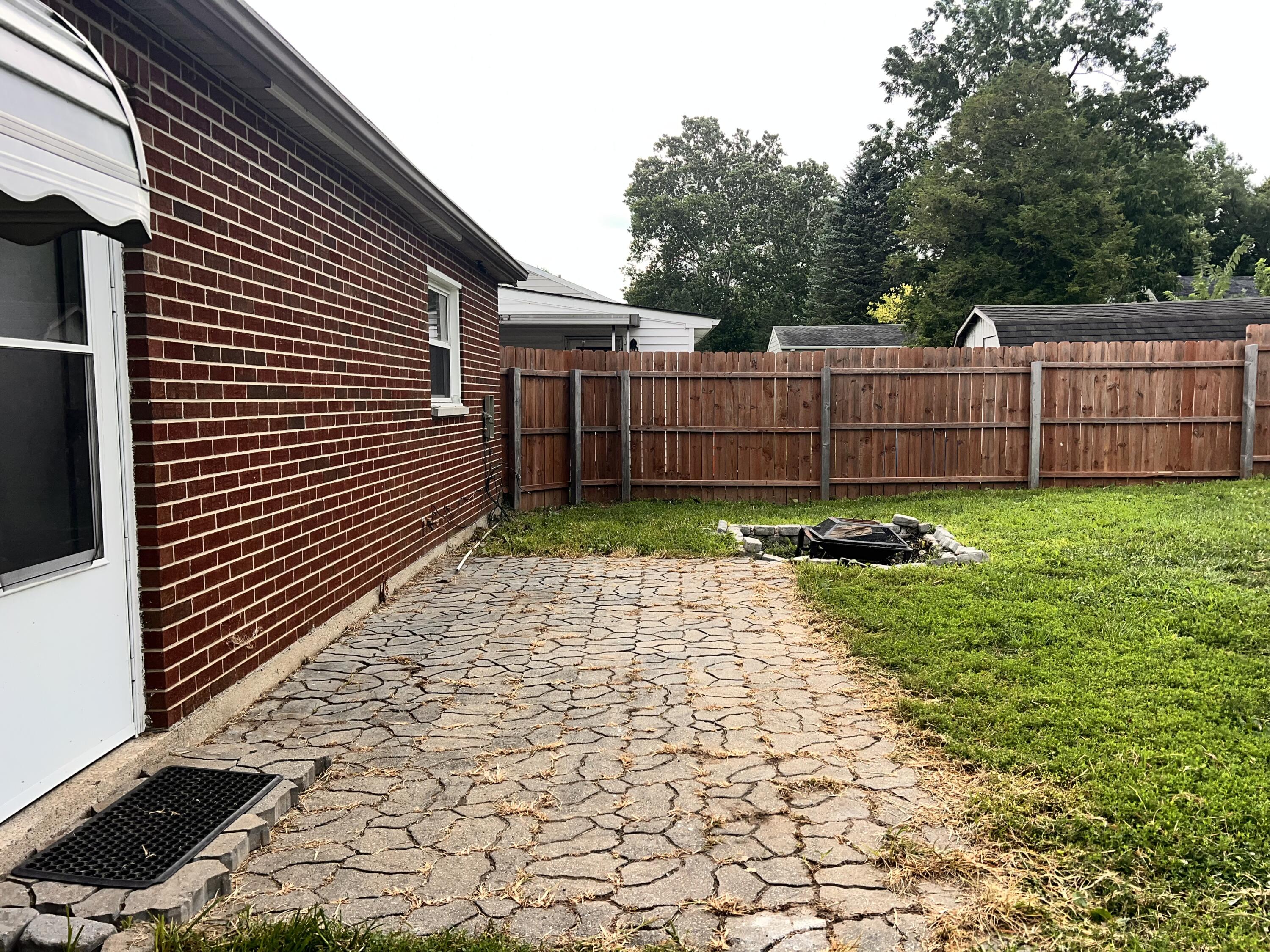 1223 Albemarle, Springfield, Ohio 45504