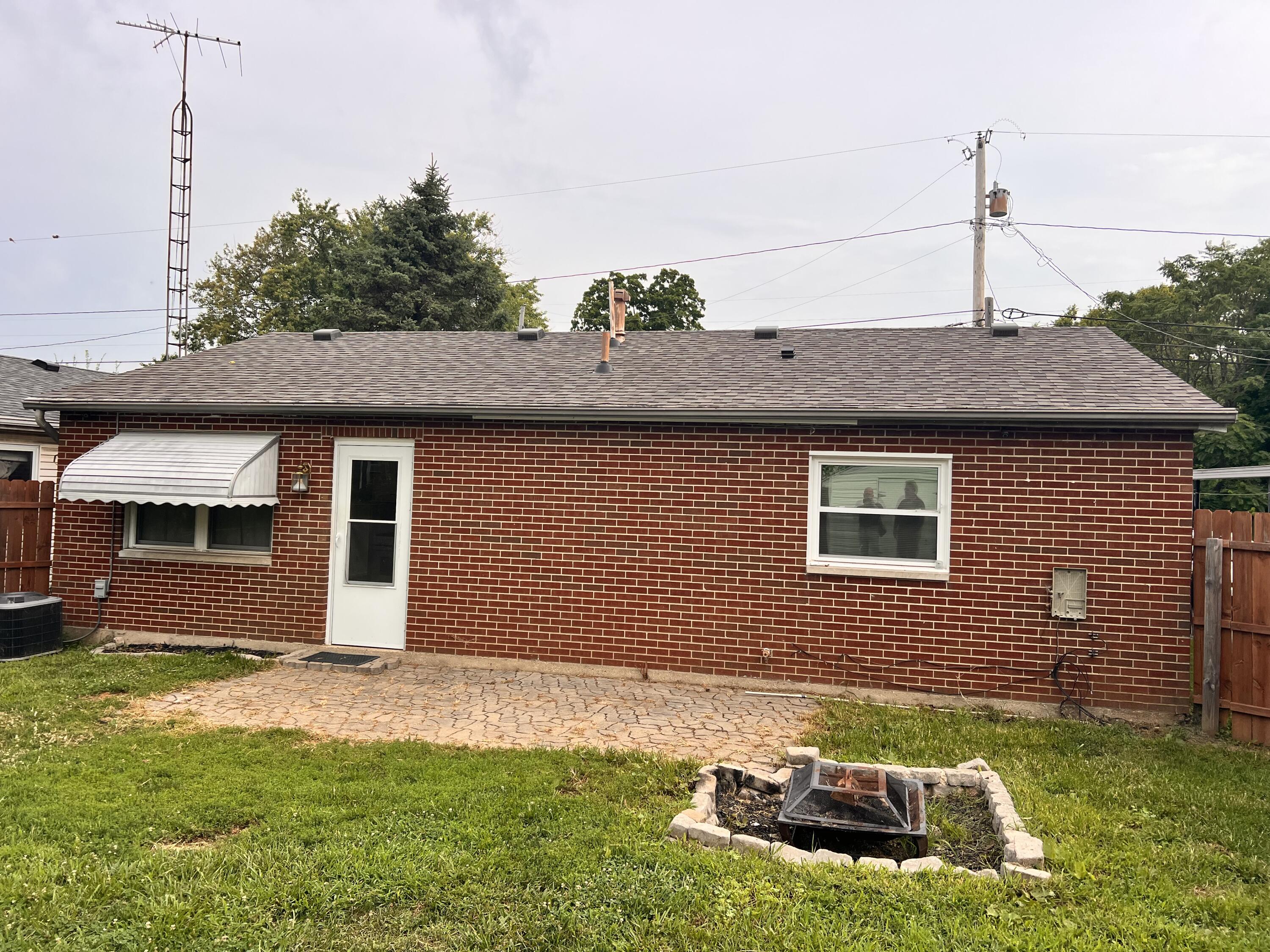 1223 Albemarle, Springfield, Ohio 45504