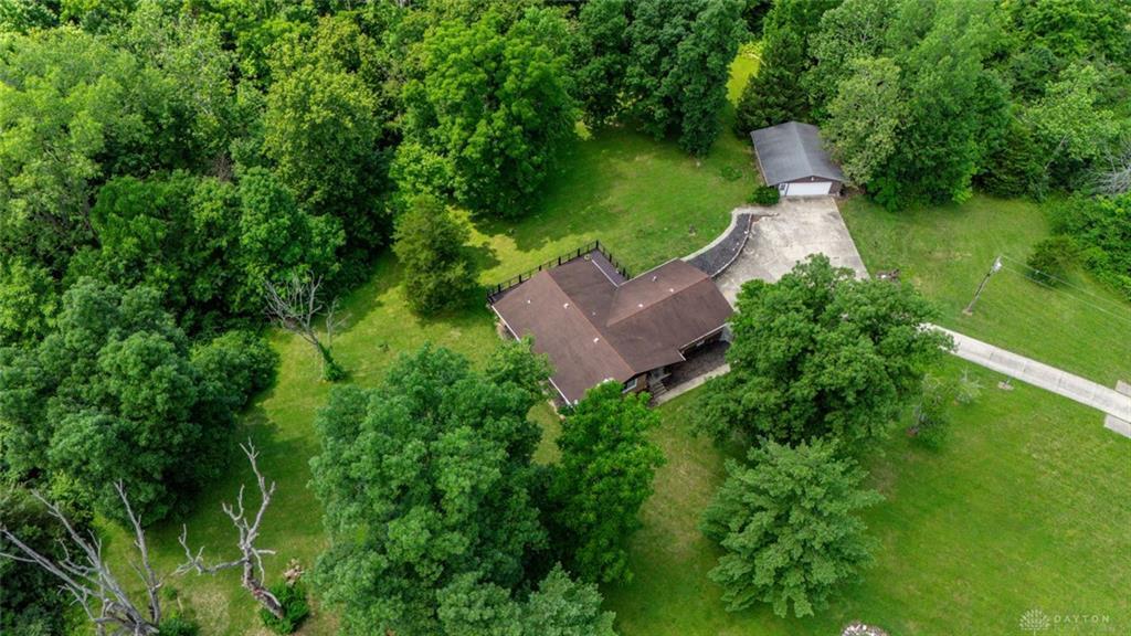 8721 Verona, Lewisburg, Ohio 45338