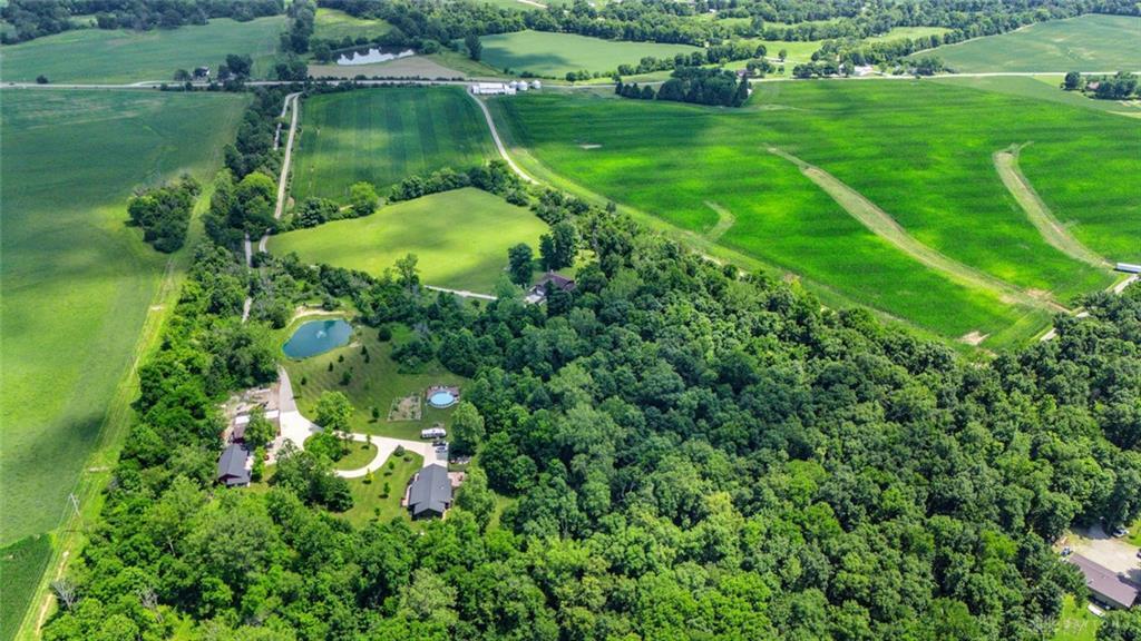 8721 Verona, Lewisburg, Ohio 45338