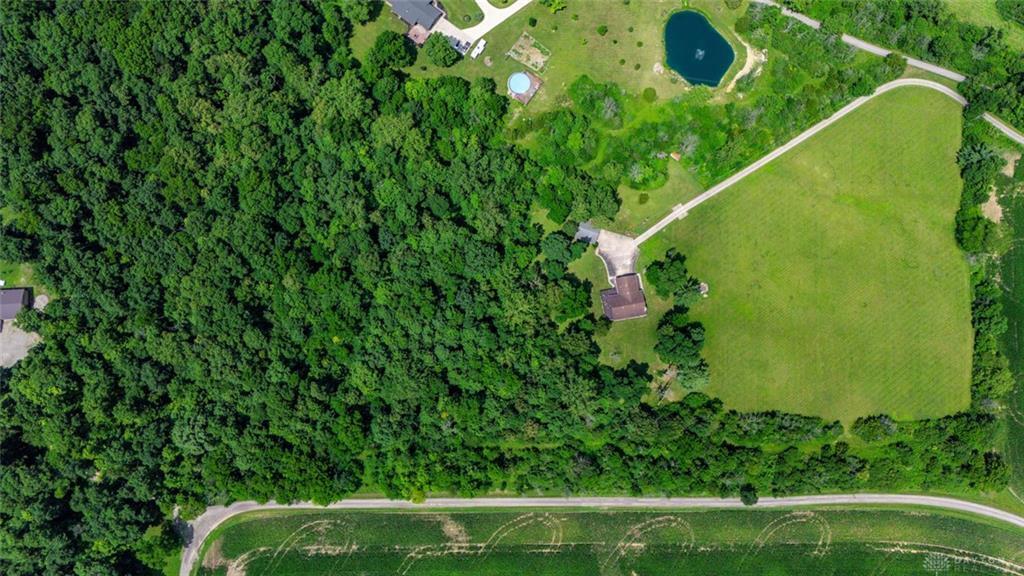 8721 Verona, Lewisburg, Ohio 45338