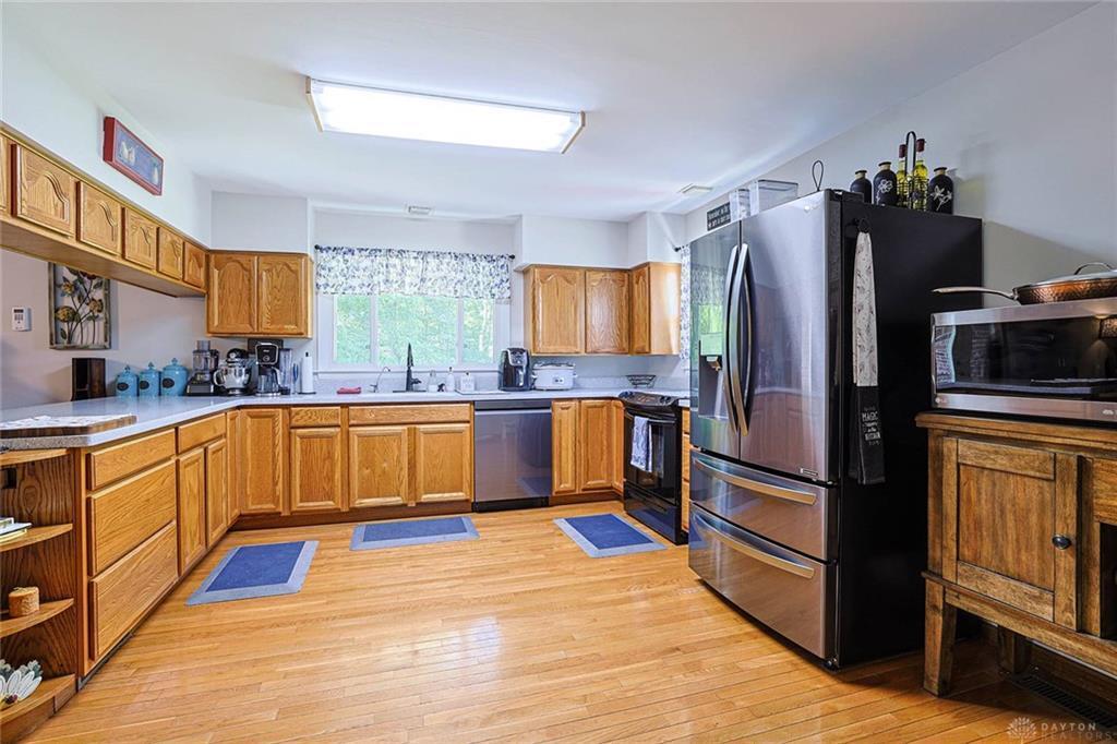 8721 Verona, Lewisburg, Ohio 45338