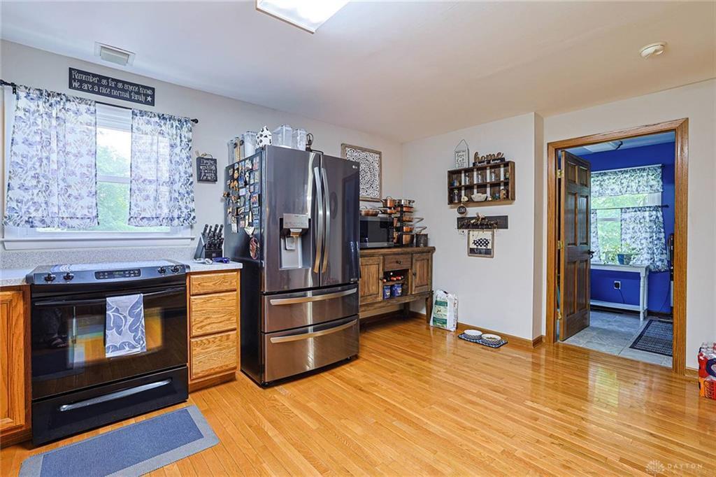 8721 Verona, Lewisburg, Ohio 45338