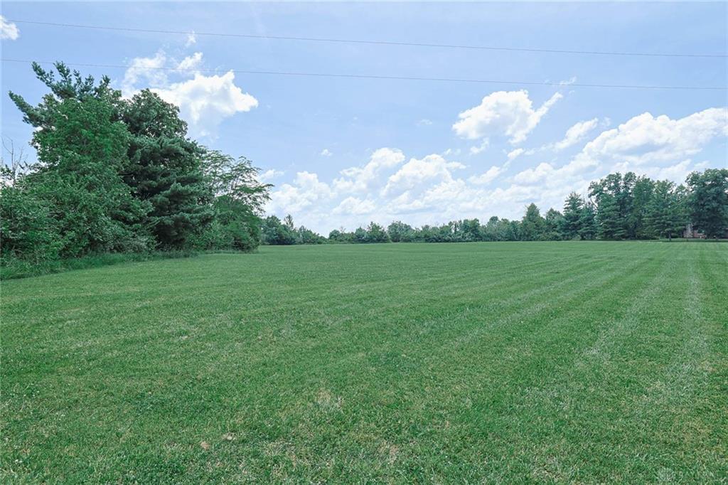 8721 Verona, Lewisburg, Ohio 45338