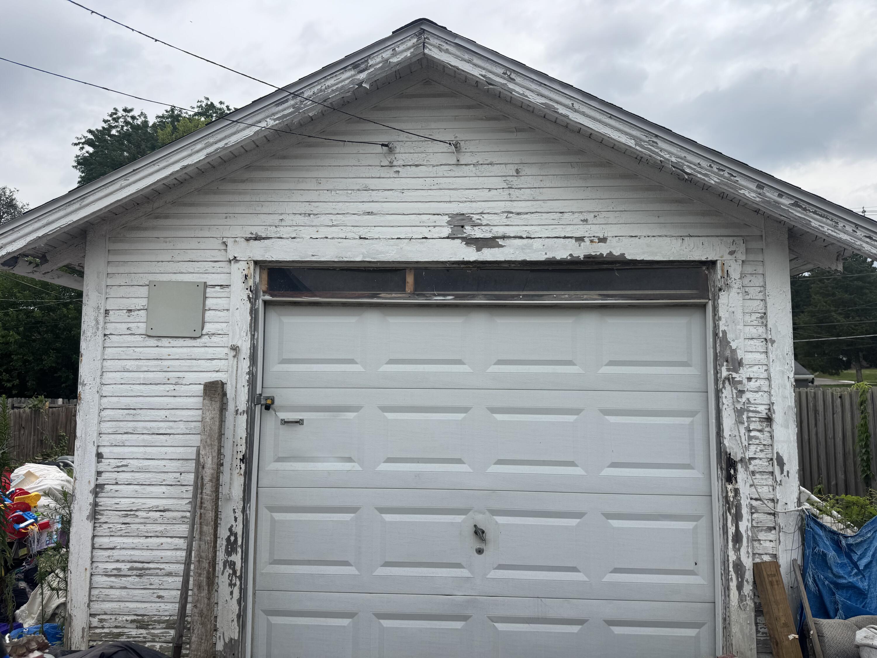 1168 Delta, Springfield, Ohio 45505