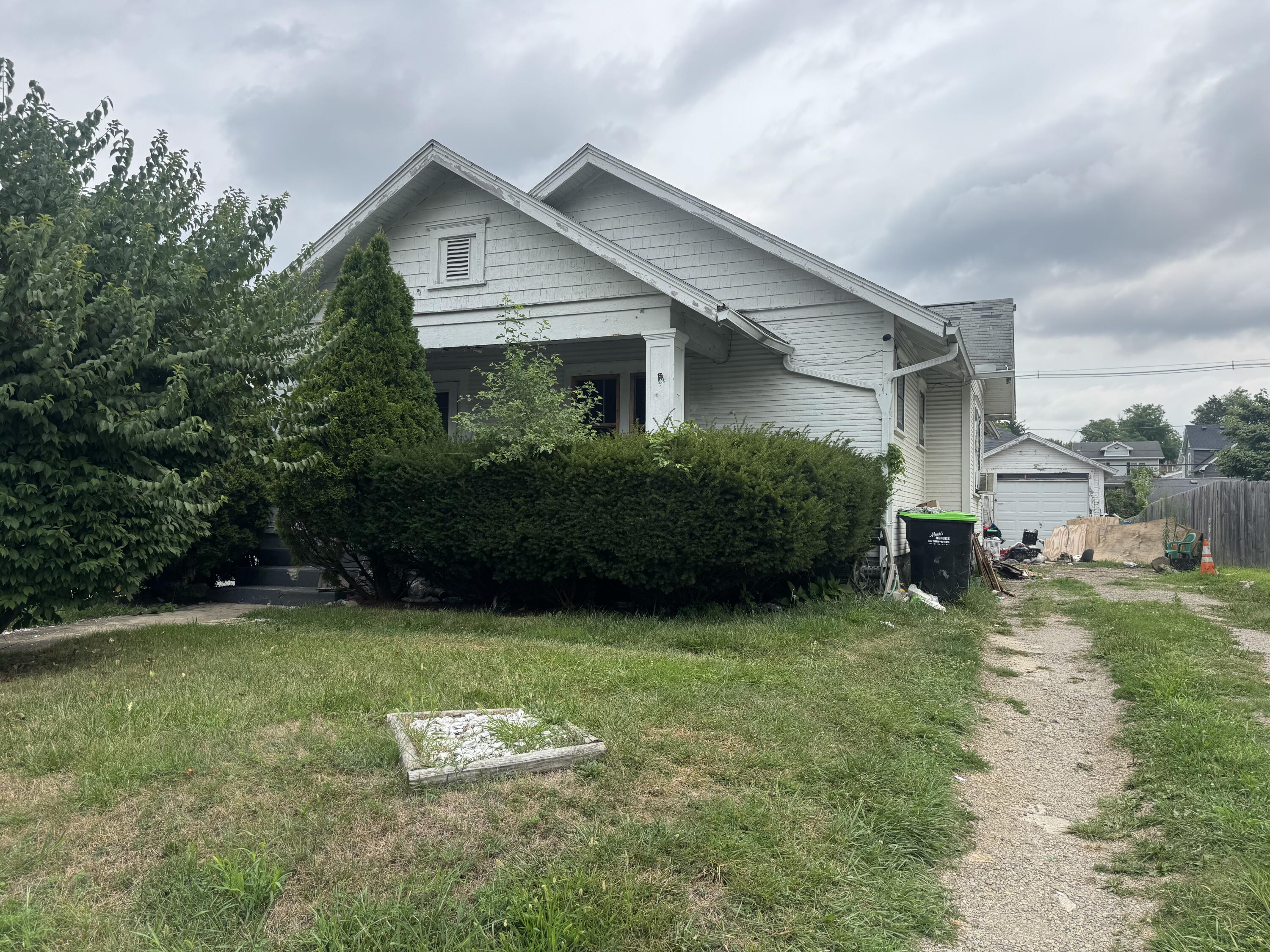 1168 Delta, Springfield, Ohio 45505