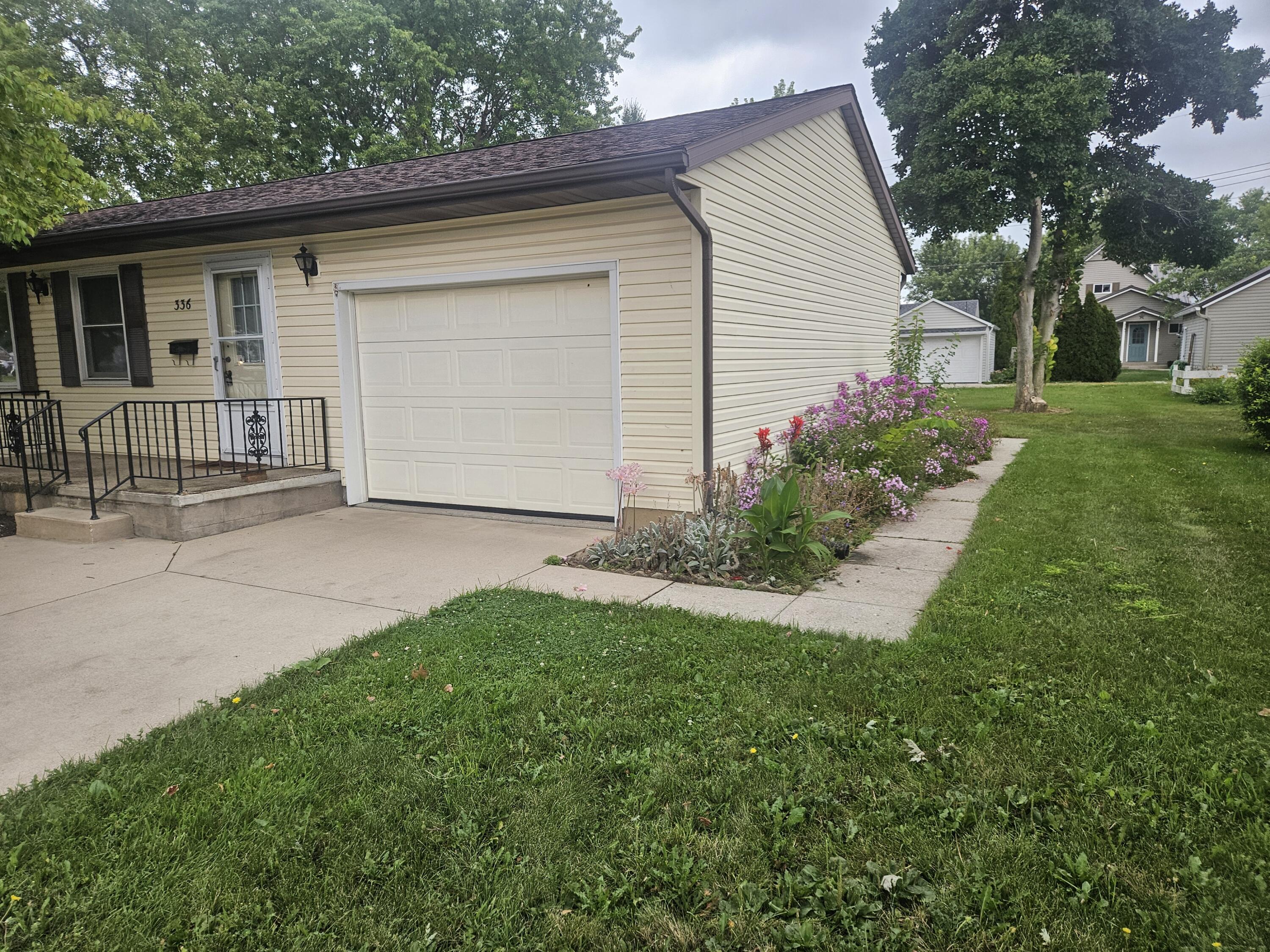 336 Greenville, Saint Marys, Ohio 45885