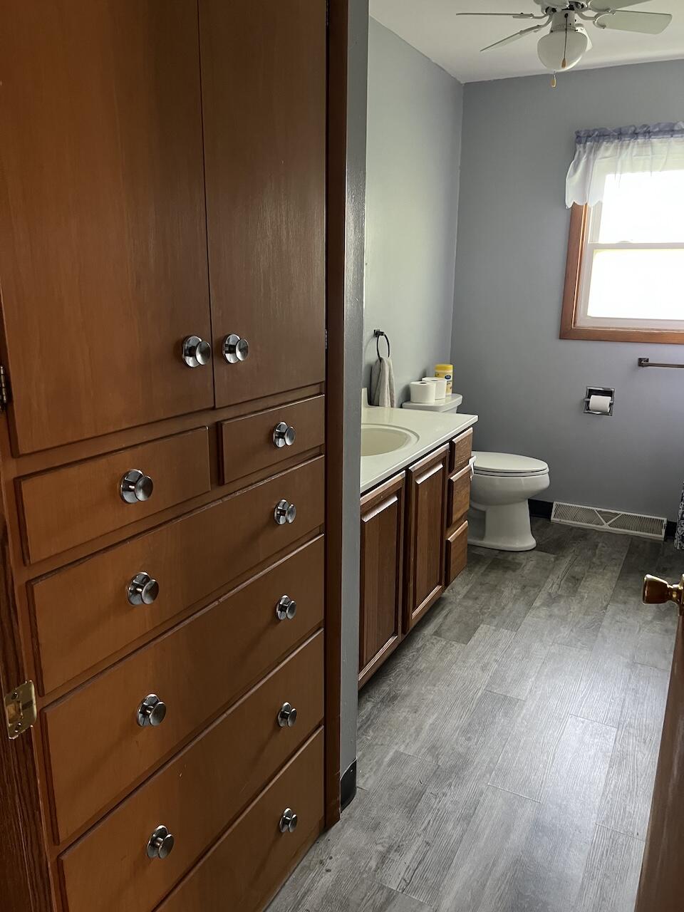 211 North, Anna, Ohio 45302