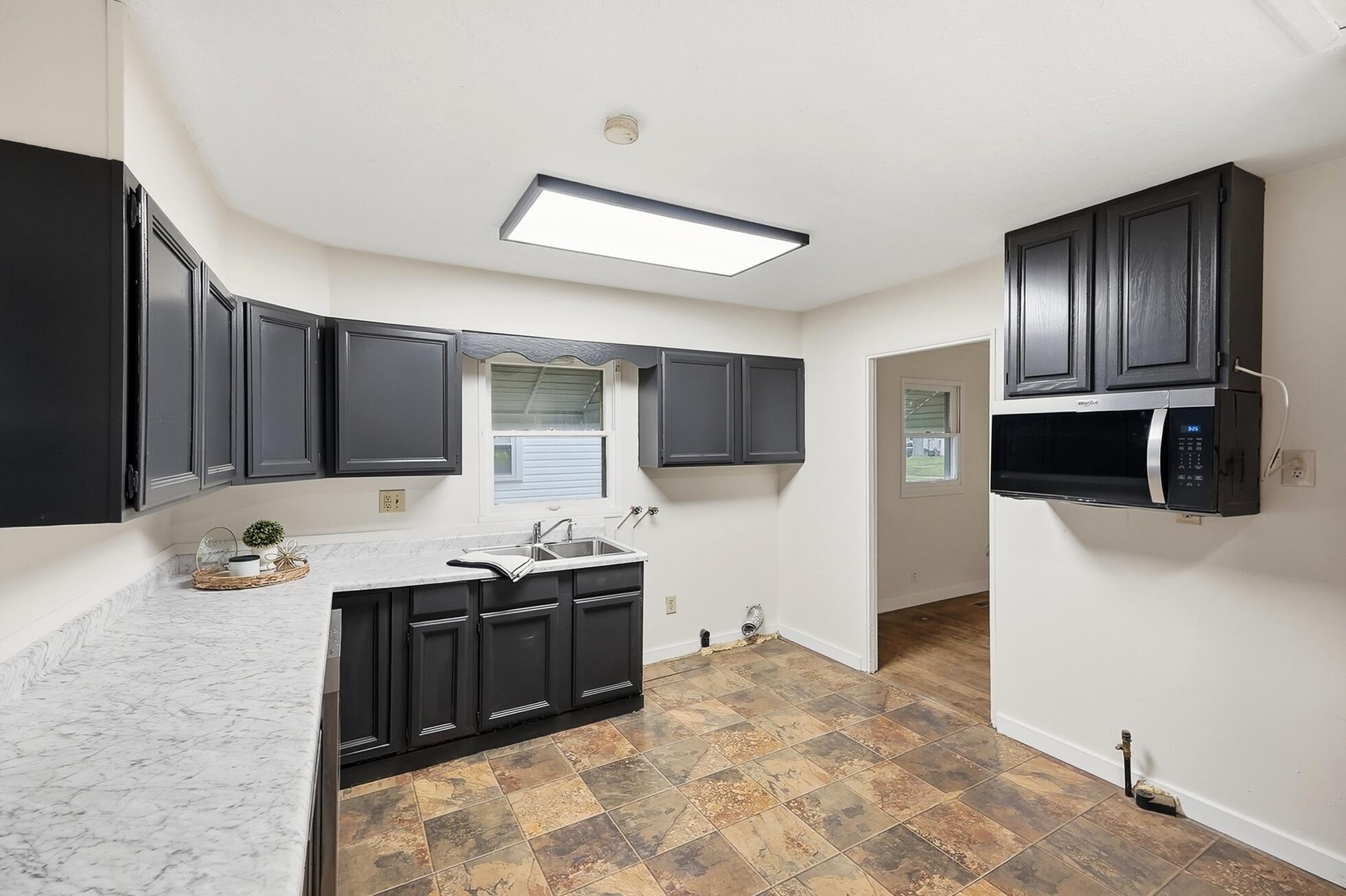 733 Mavor, Springfield, Ohio 45505