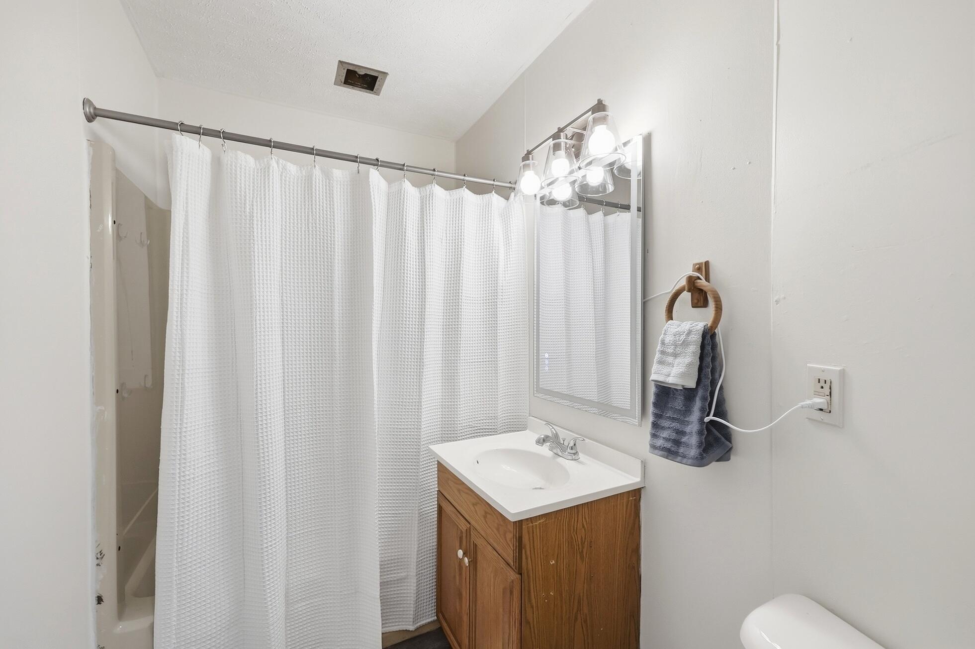 733 Mavor, Springfield, Ohio 45505