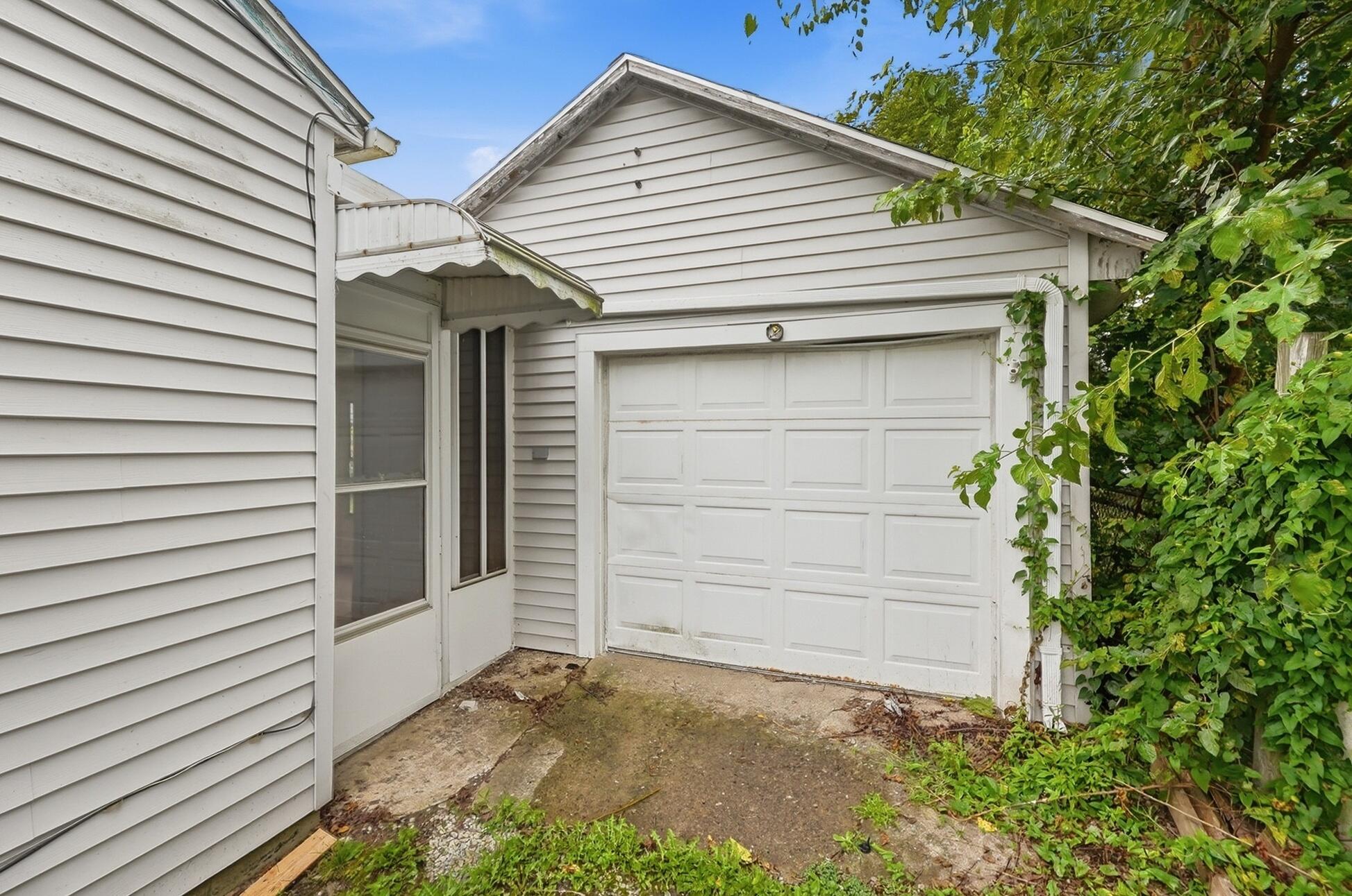 733 Mavor, Springfield, Ohio 45505