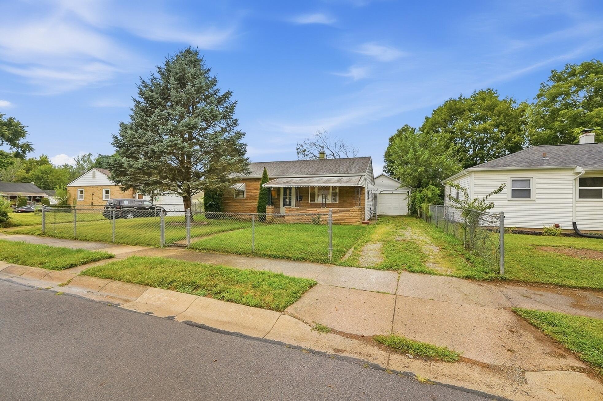733 Mavor, Springfield, Ohio 45505
