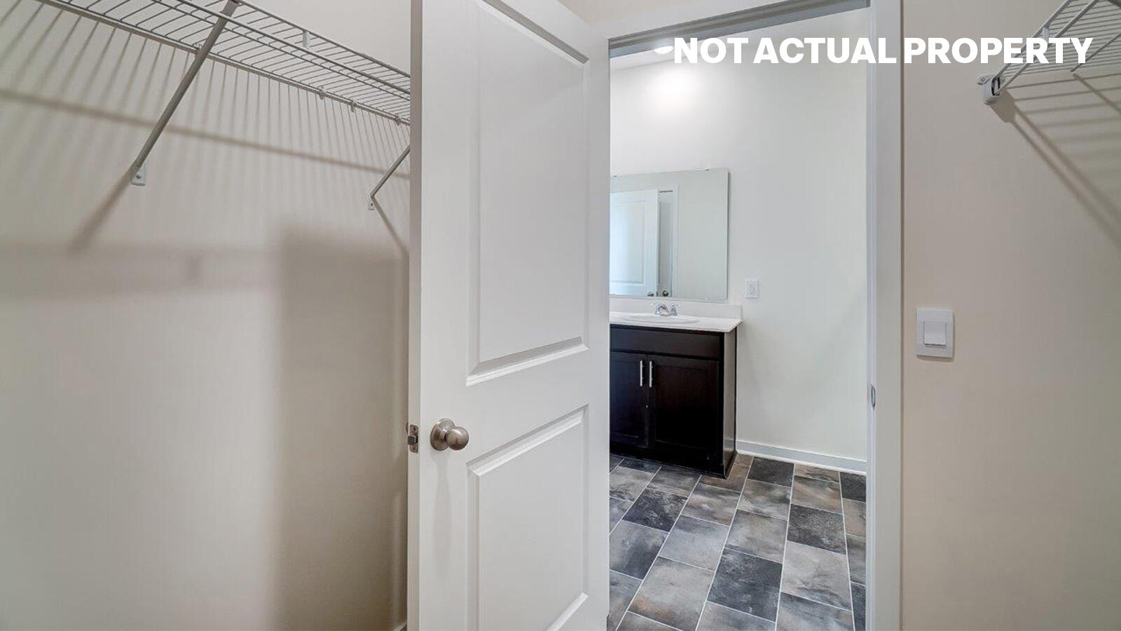 1185 Sherwood Loop, Bellefontaine, Ohio 43311
