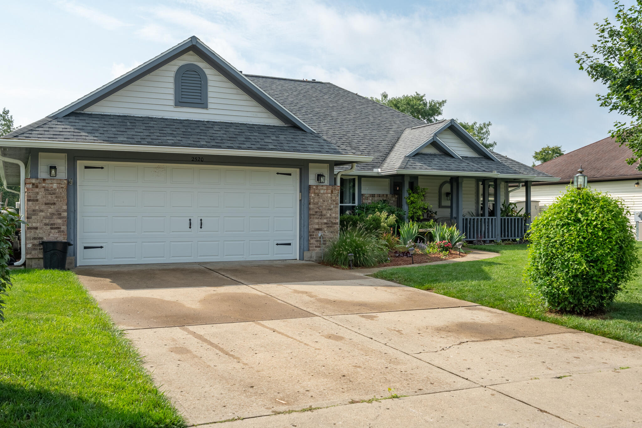 2520 Countryside, Fairborn, Ohio 45324