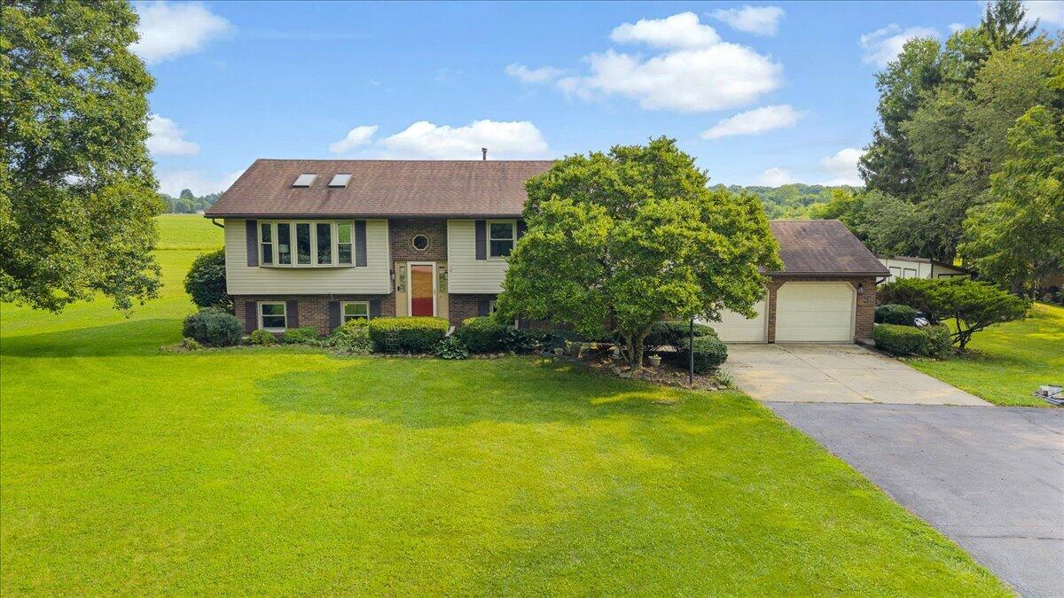 3333 Rocky Point, Springfield, Ohio 45502