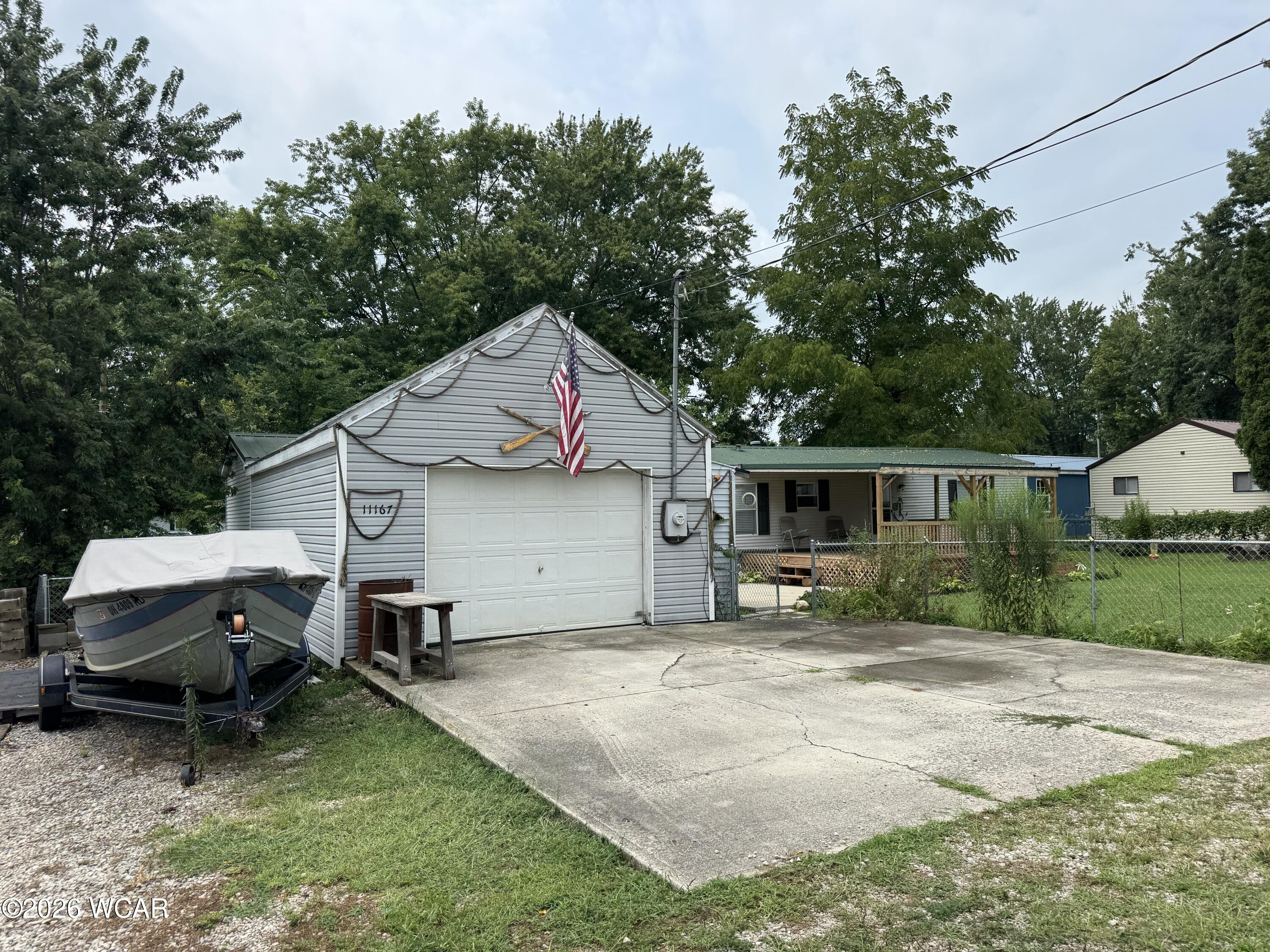 11167 Chickasaw Path, Lakeview, Ohio