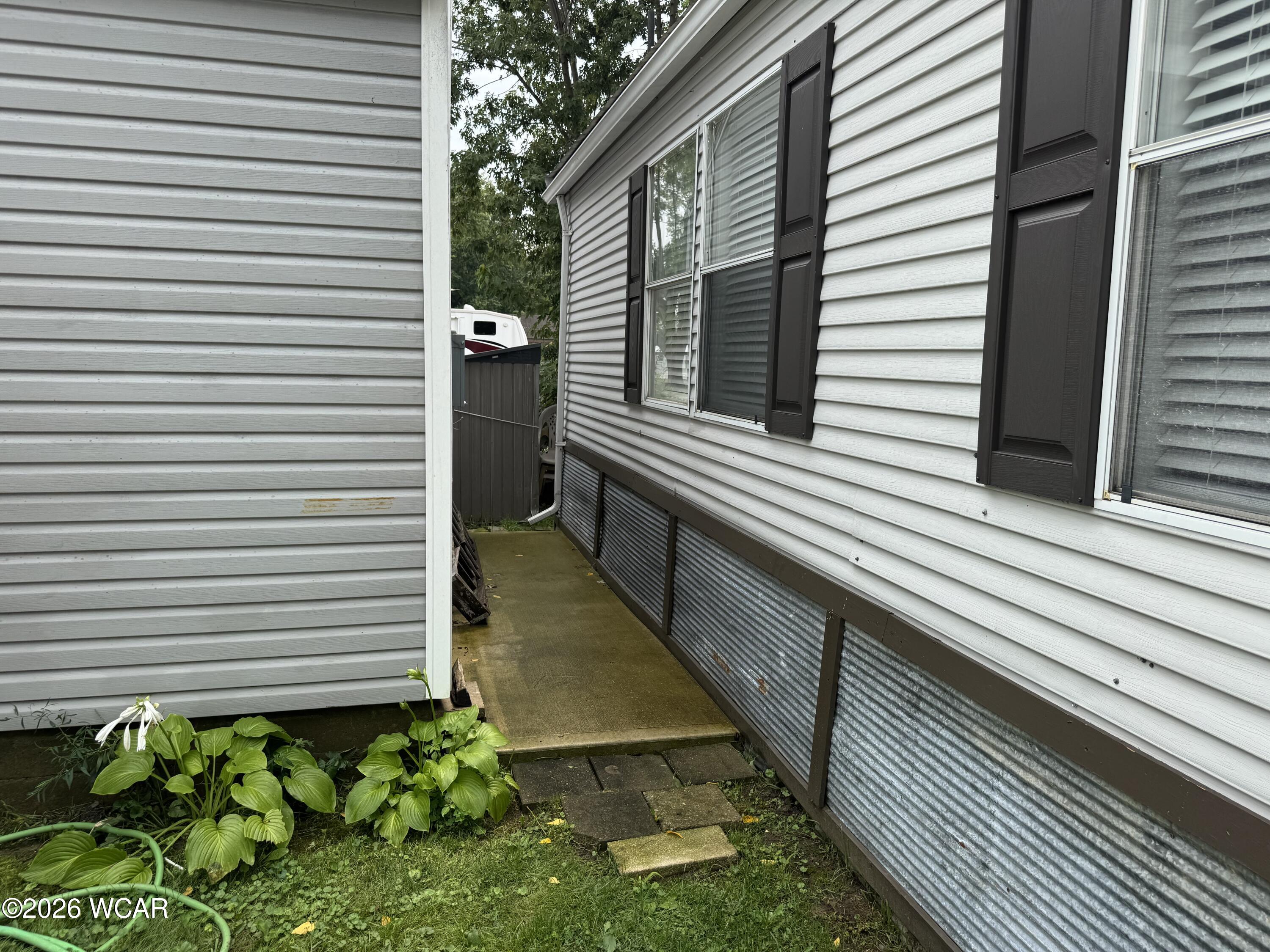 11167 Chickasaw Path, Lakeview, Ohio