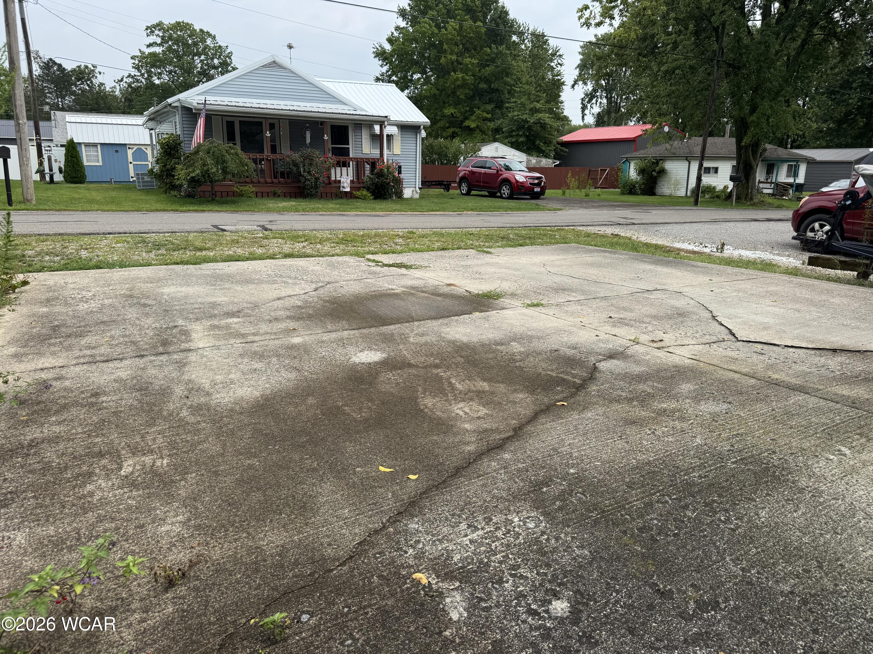 11167 Chickasaw Path, Lakeview, Ohio