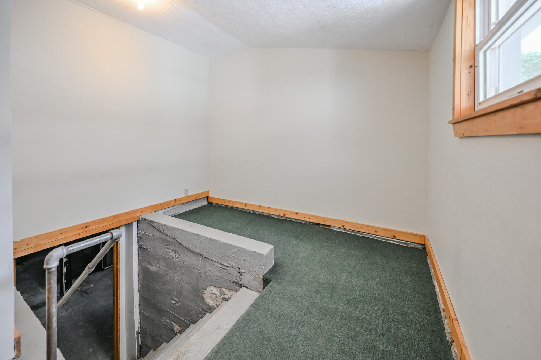 121 Hitt, Urbana, Ohio 43078