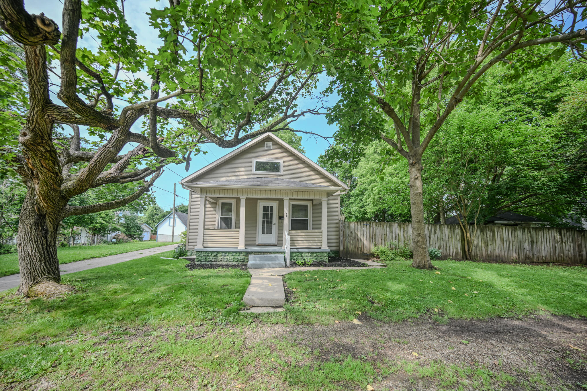 121 Hitt, Urbana, Ohio 43078