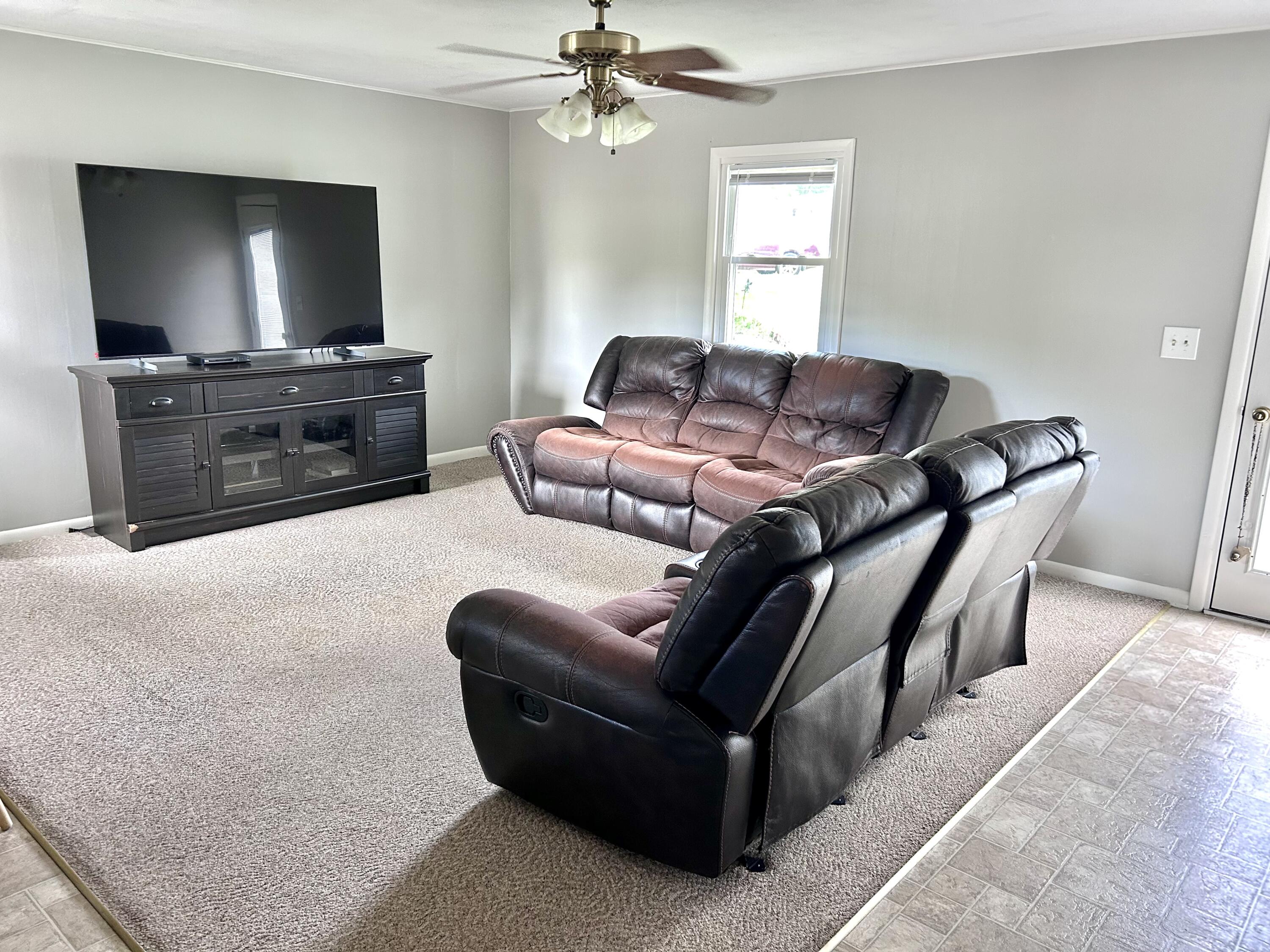 220 Terrence, Bellefontaine, Ohio 43311