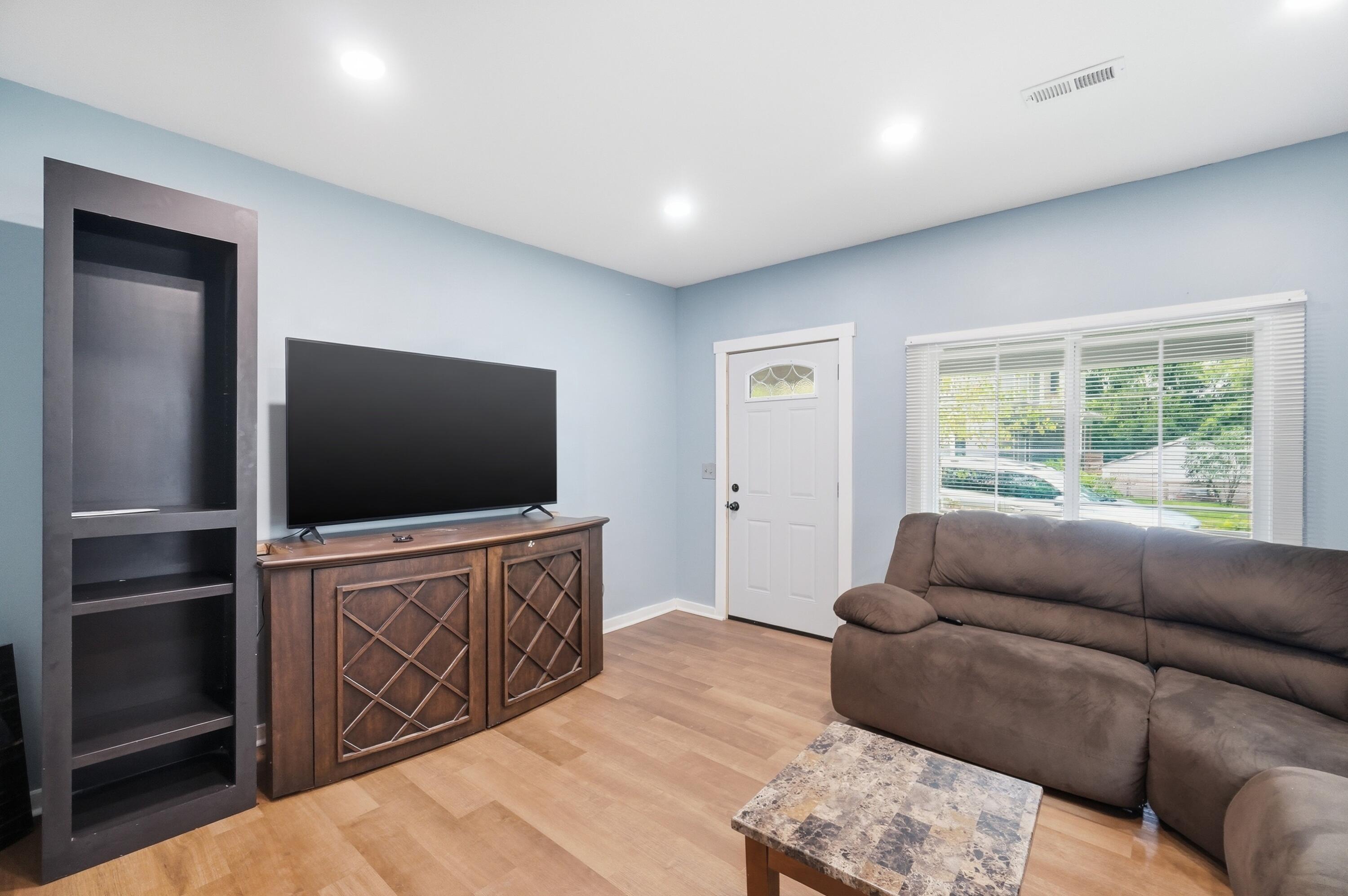 102 Freeman, Springfield, Ohio 45505