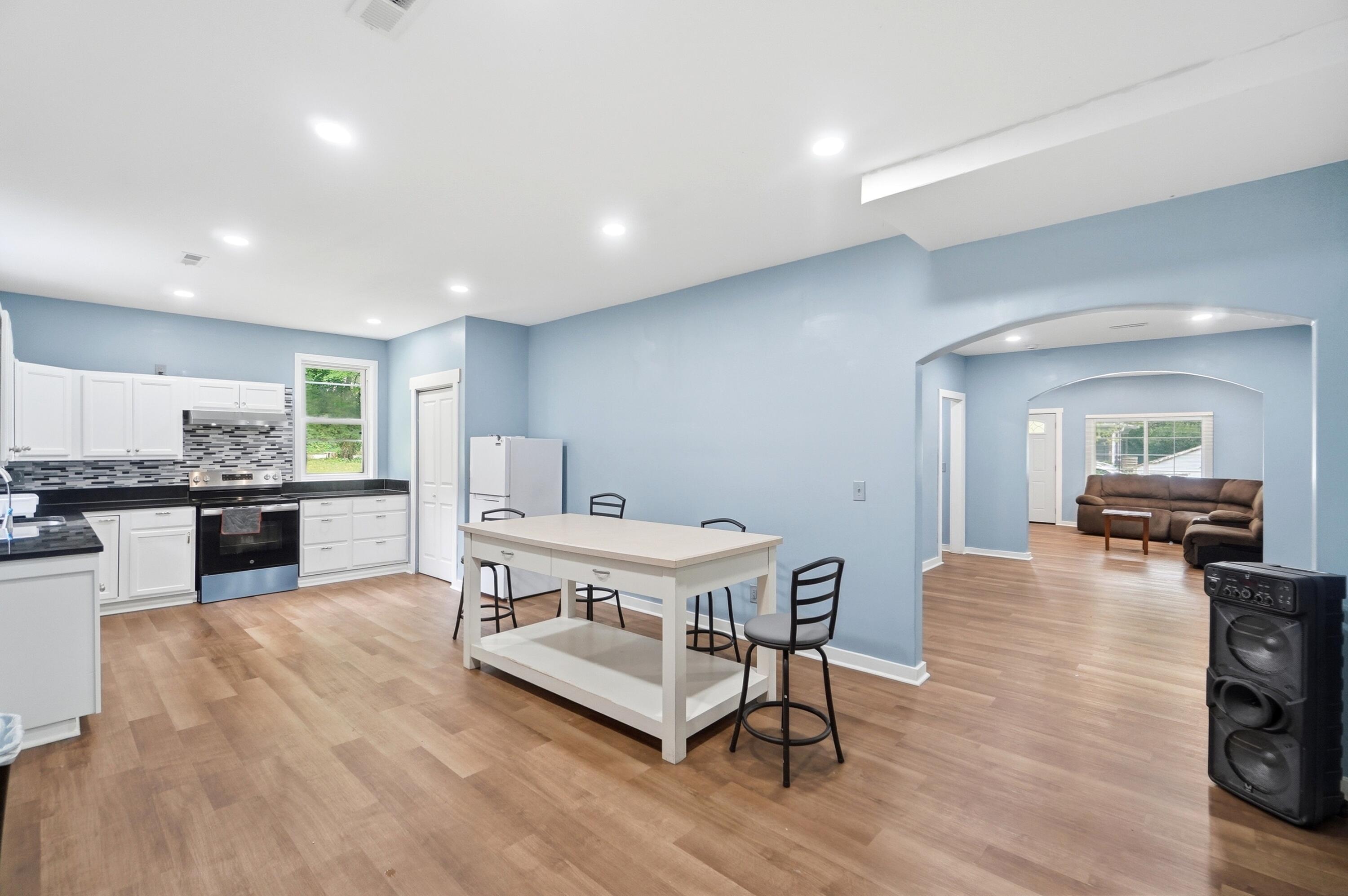 102 Freeman, Springfield, Ohio 45505
