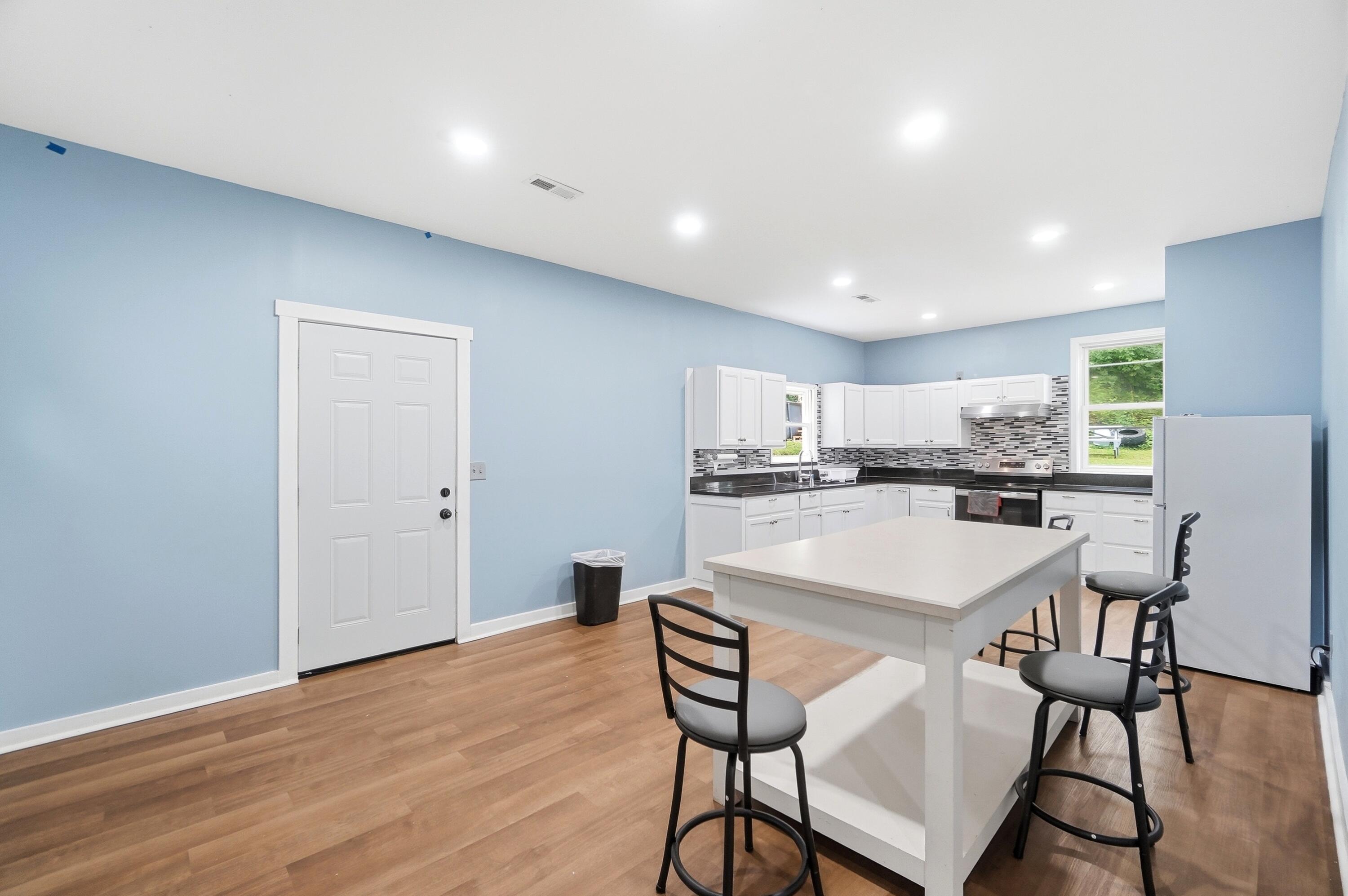 102 Freeman, Springfield, Ohio 45505
