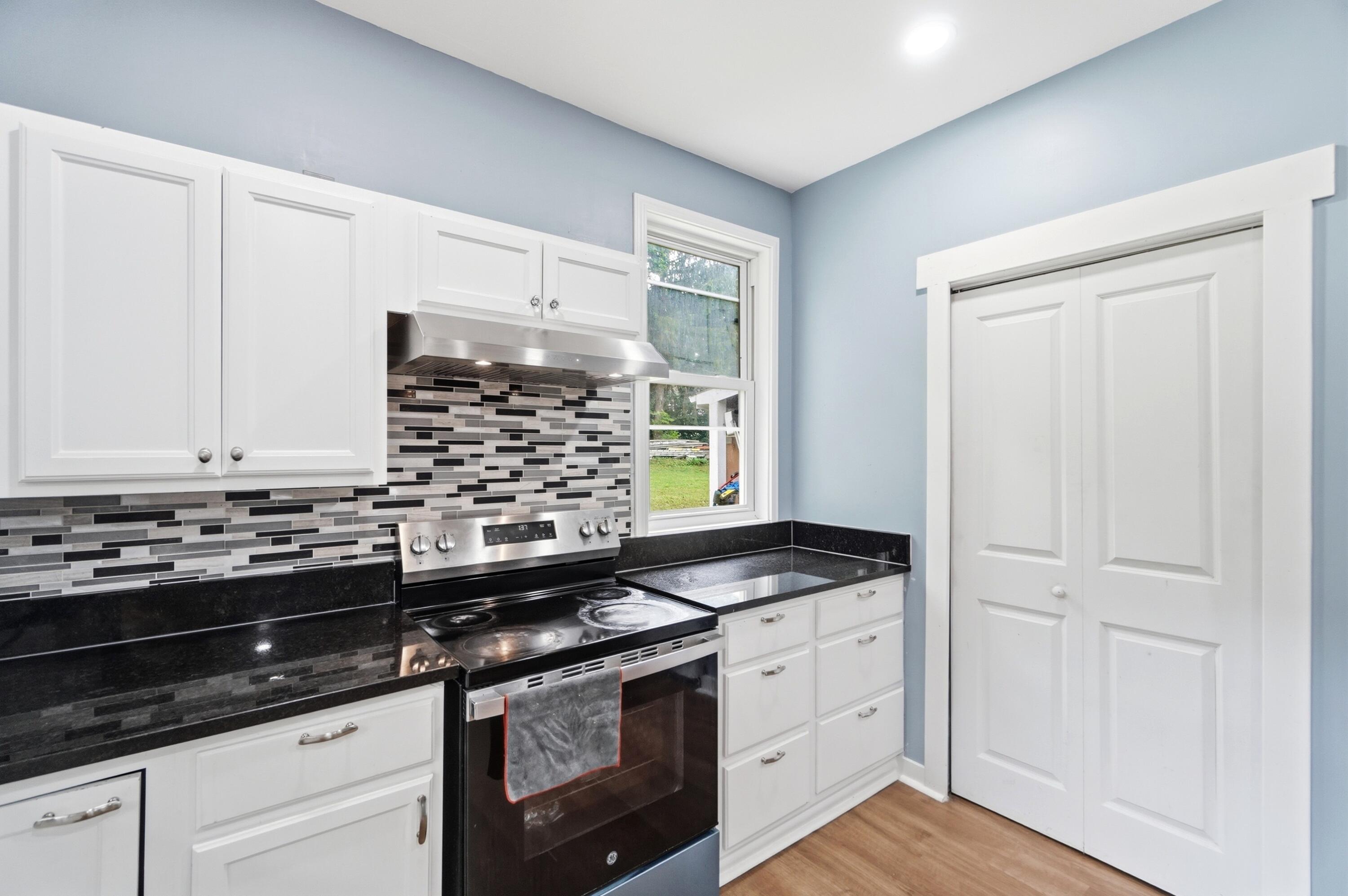 102 Freeman, Springfield, Ohio 45505
