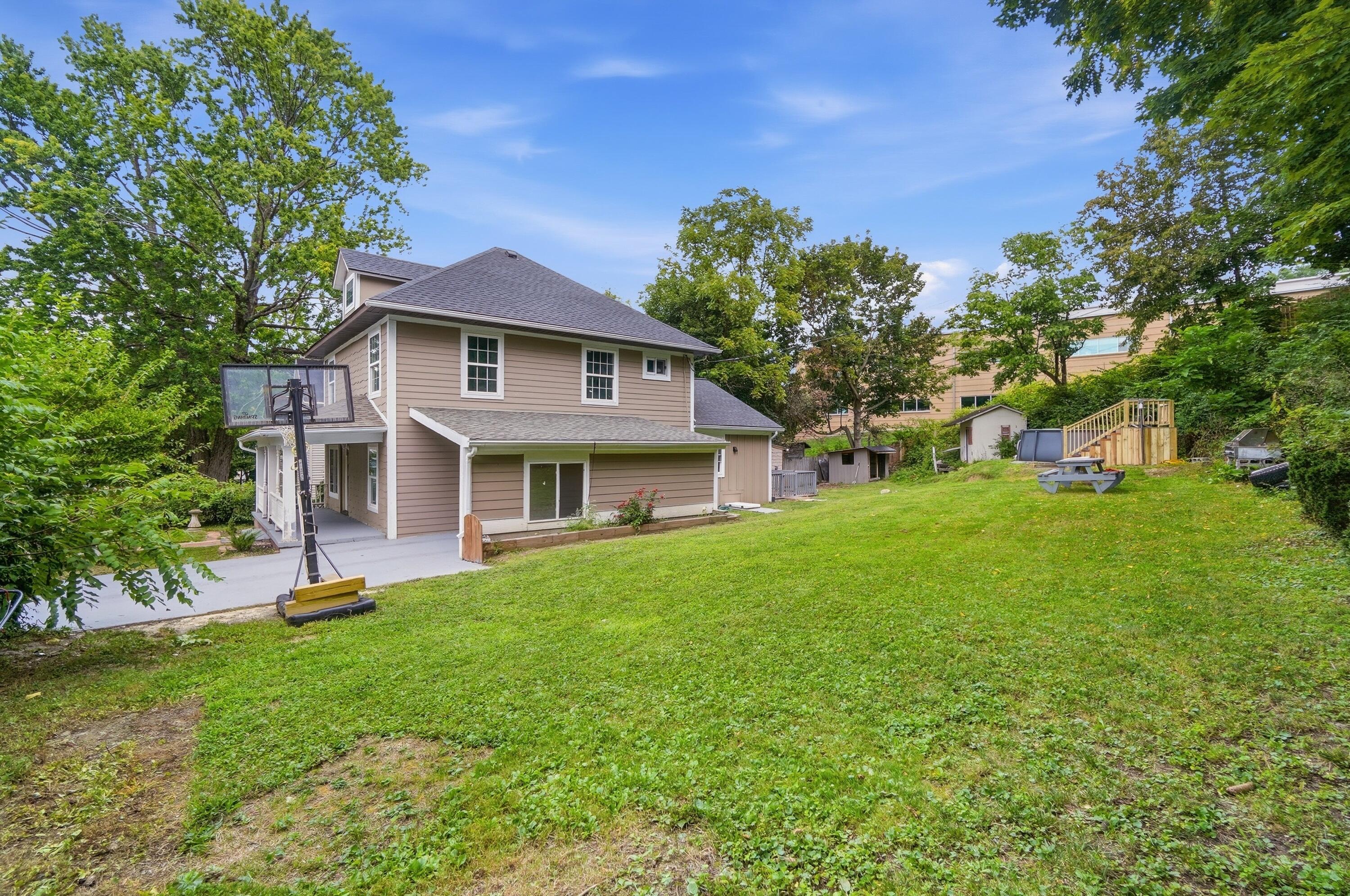102 Freeman, Springfield, Ohio 45505