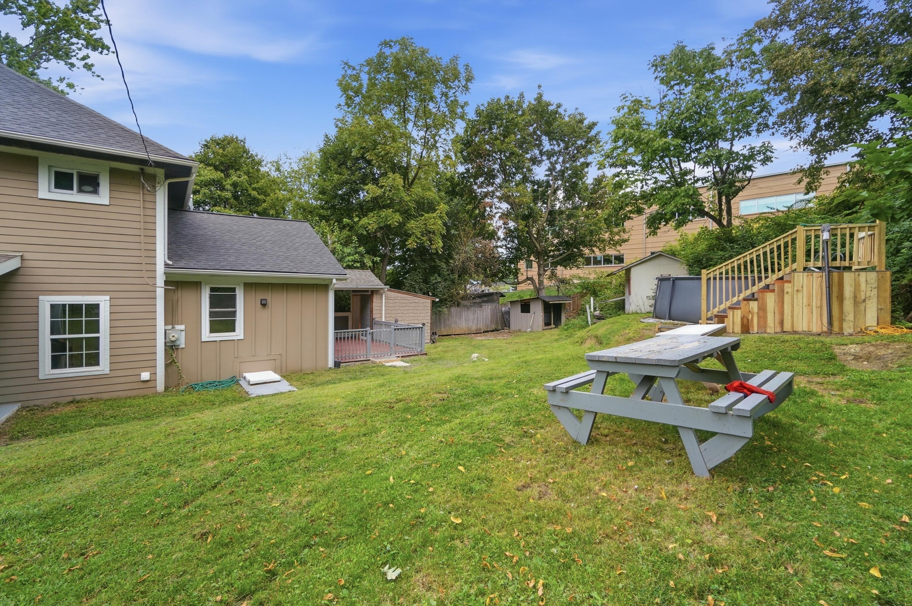 102 Freeman, Springfield, Ohio 45505