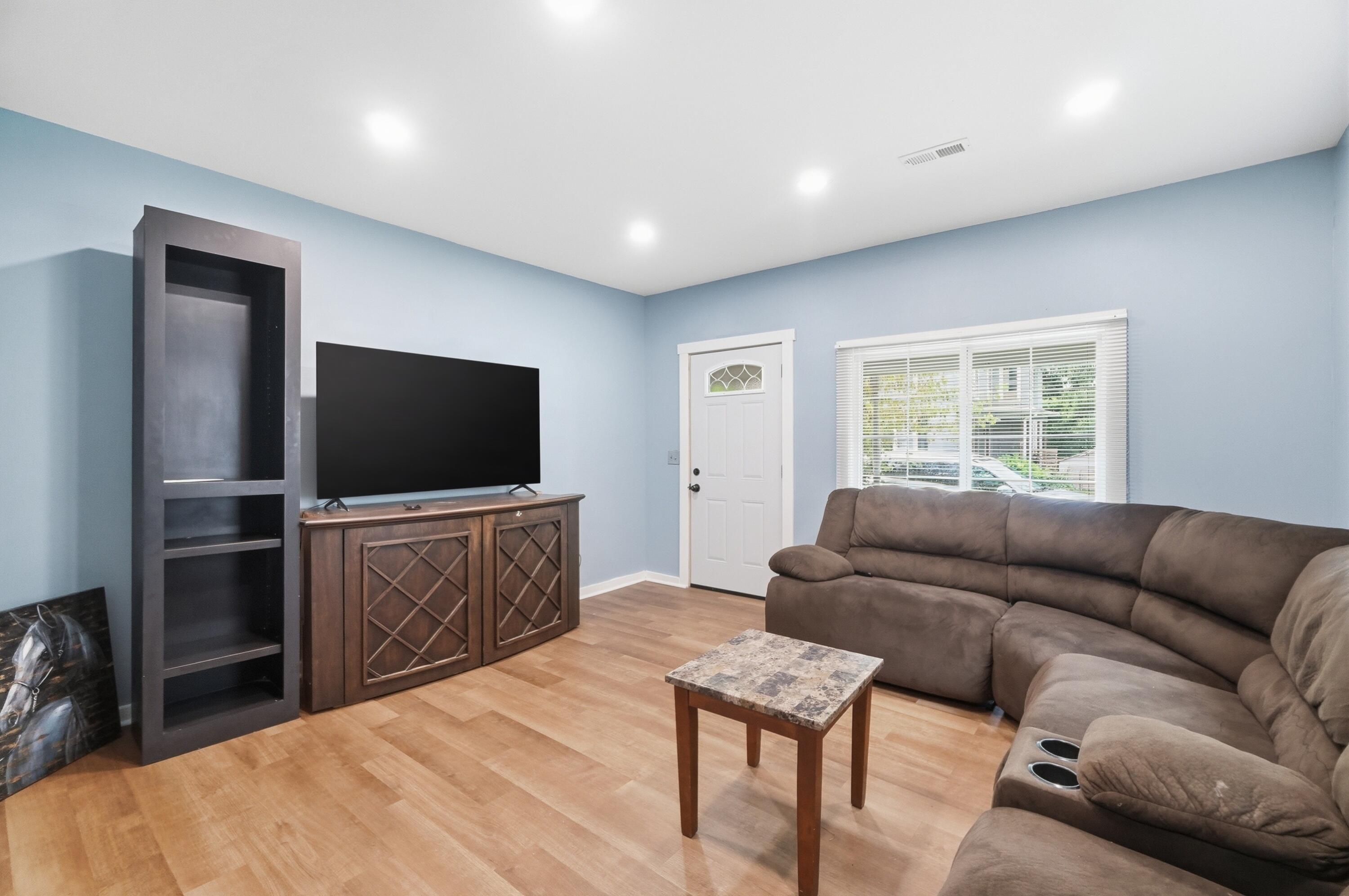 102 Freeman, Springfield, Ohio 45505