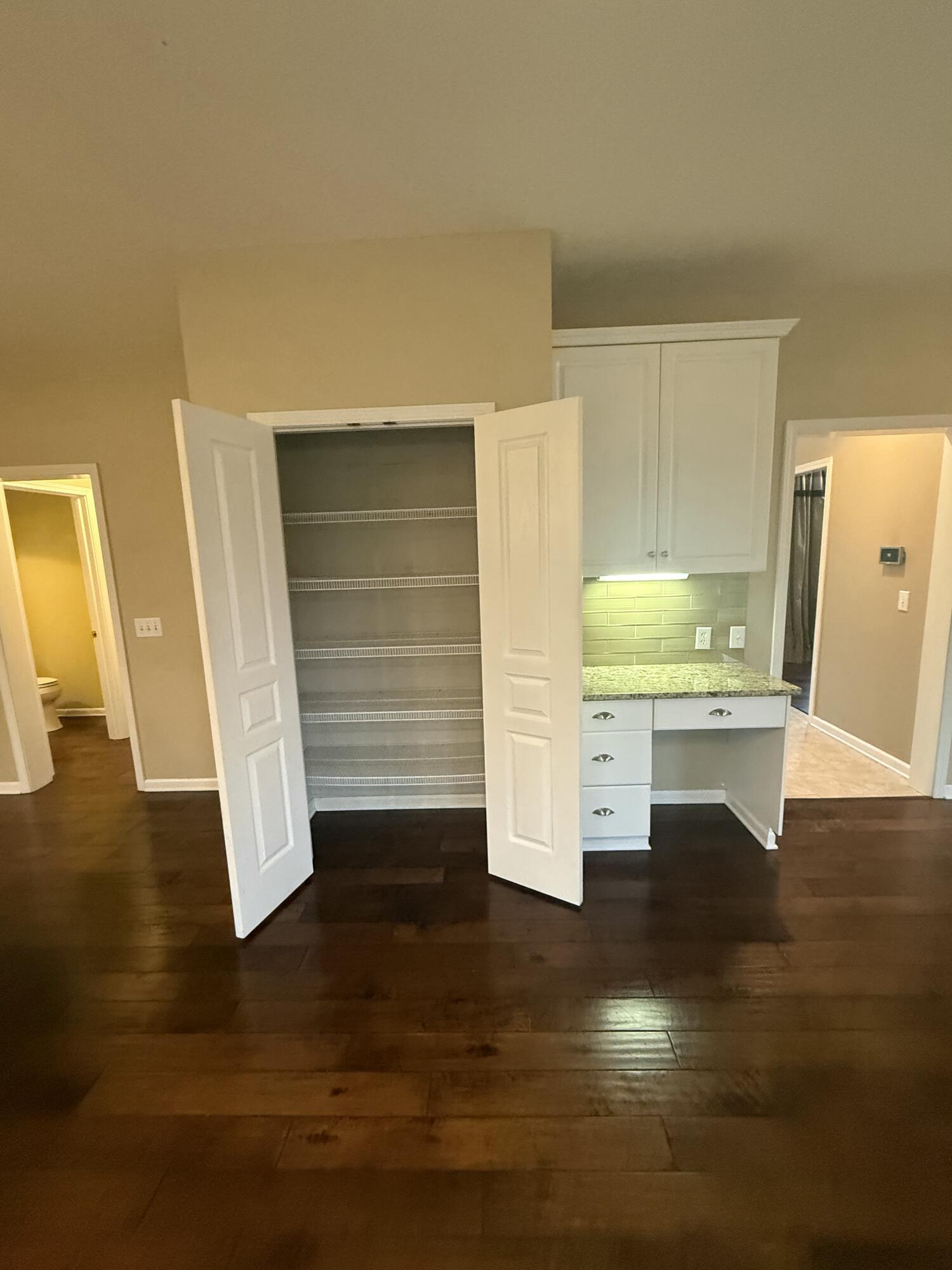 1600 Sunnington Grove, Dayton, Ohio 45458