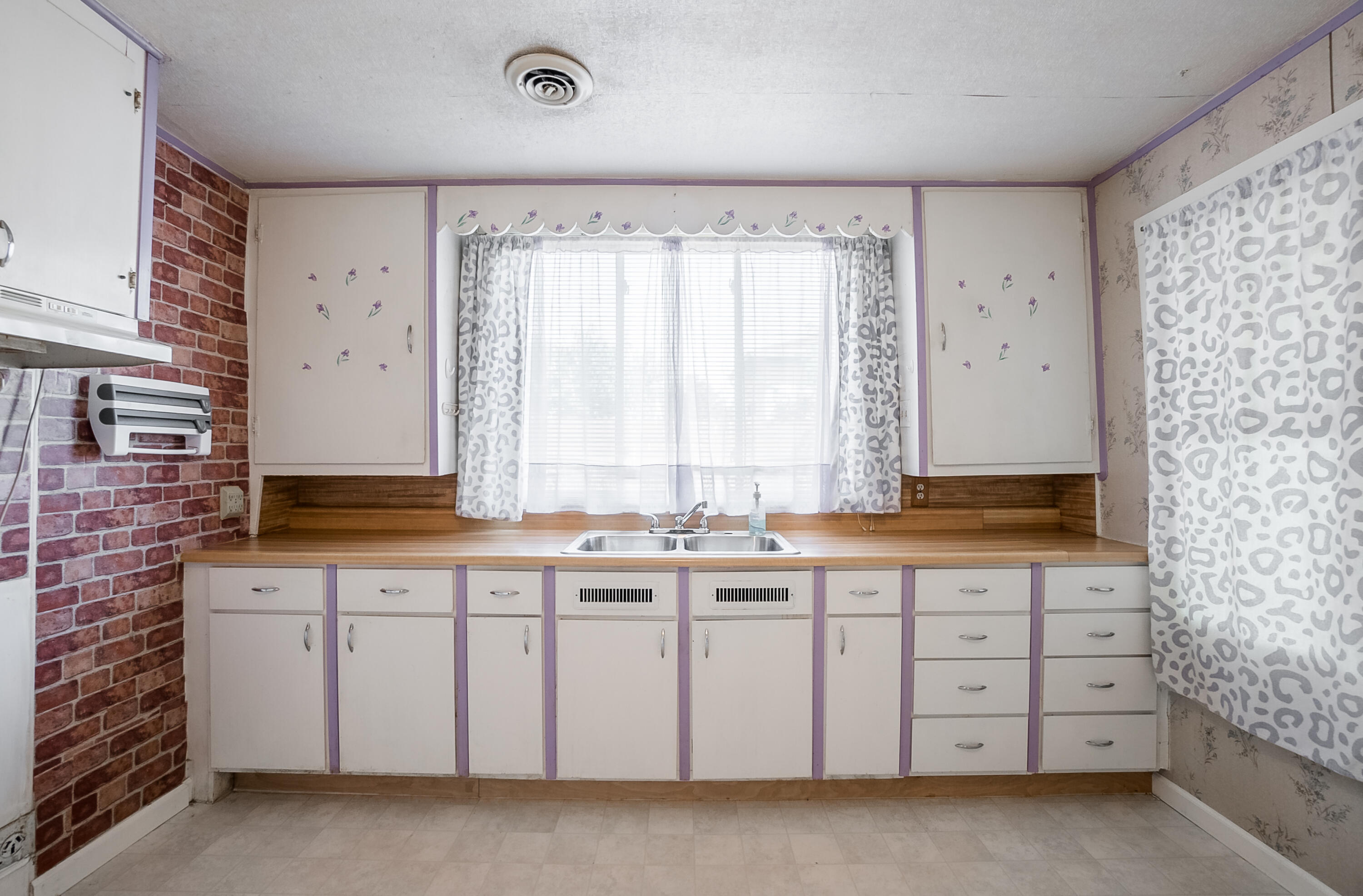 606 Virginia, Troy, Ohio 45373