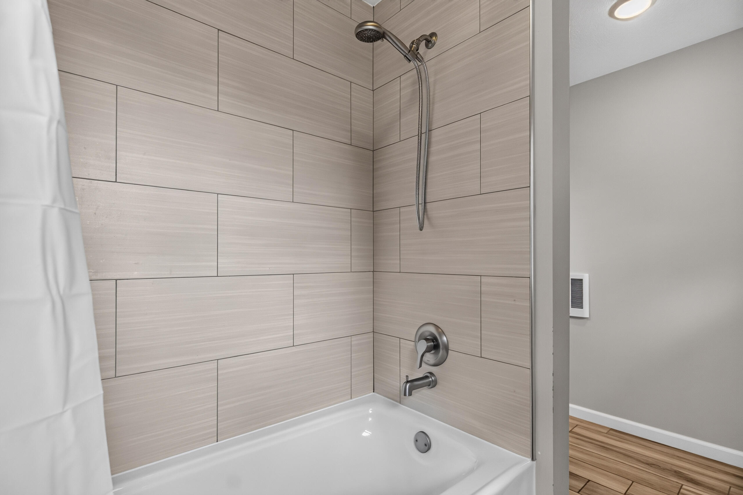 1947 Dingman Slagle, Sidney, Ohio 45365