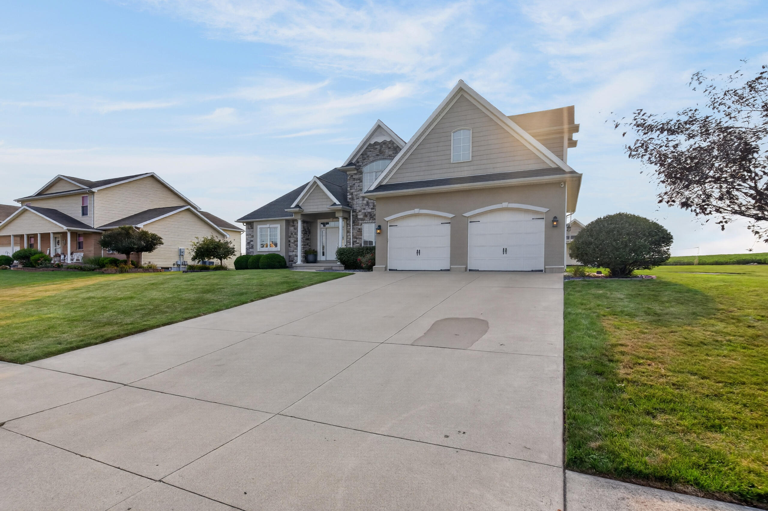 111 Brentwood, Anna, Ohio 45302