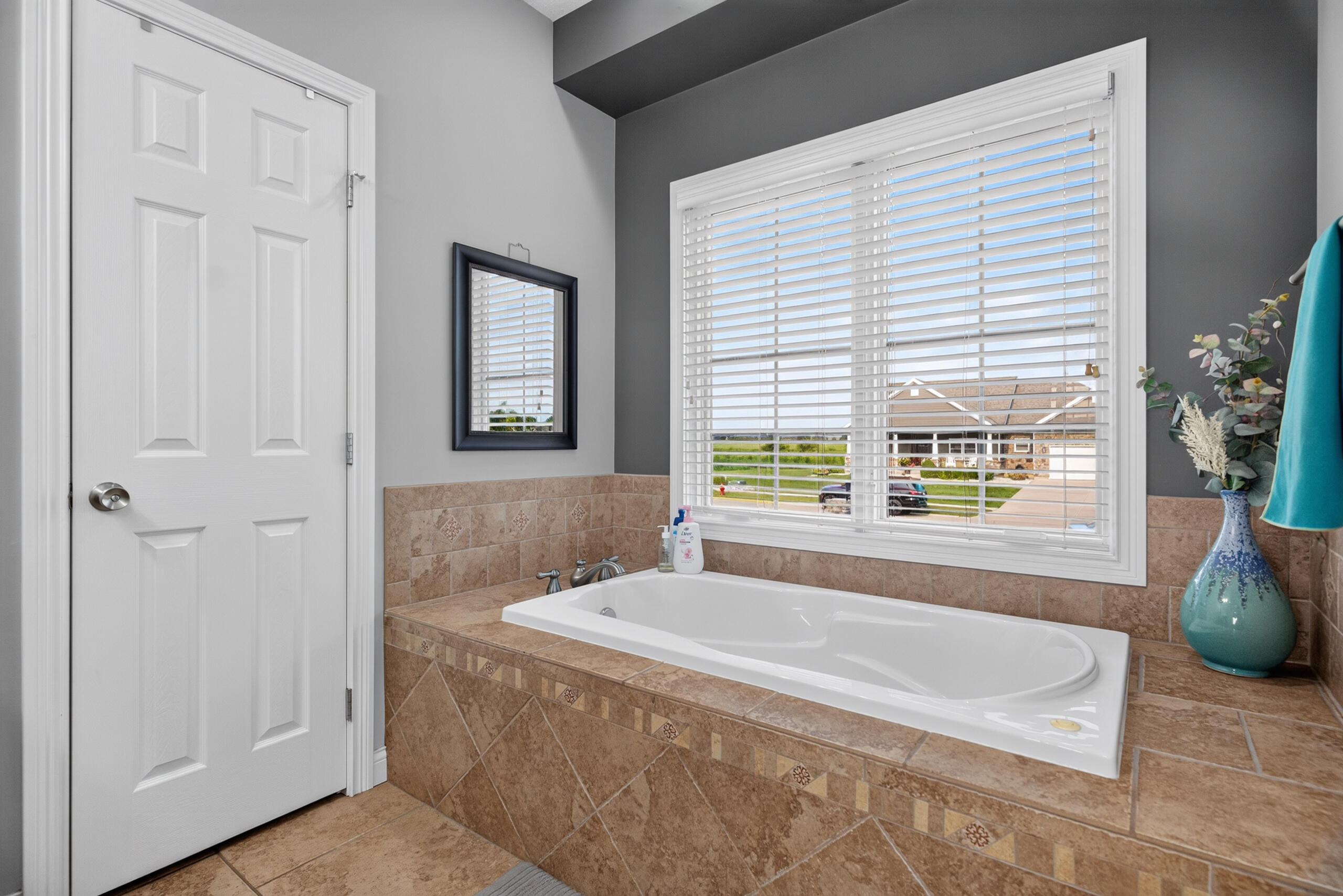 111 Brentwood, Anna, Ohio 45302